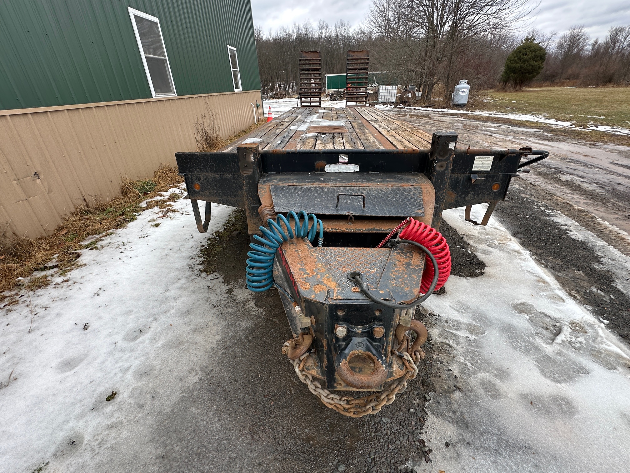 2019  Make: Rampage Model 25t Trailer - view 3 of 29