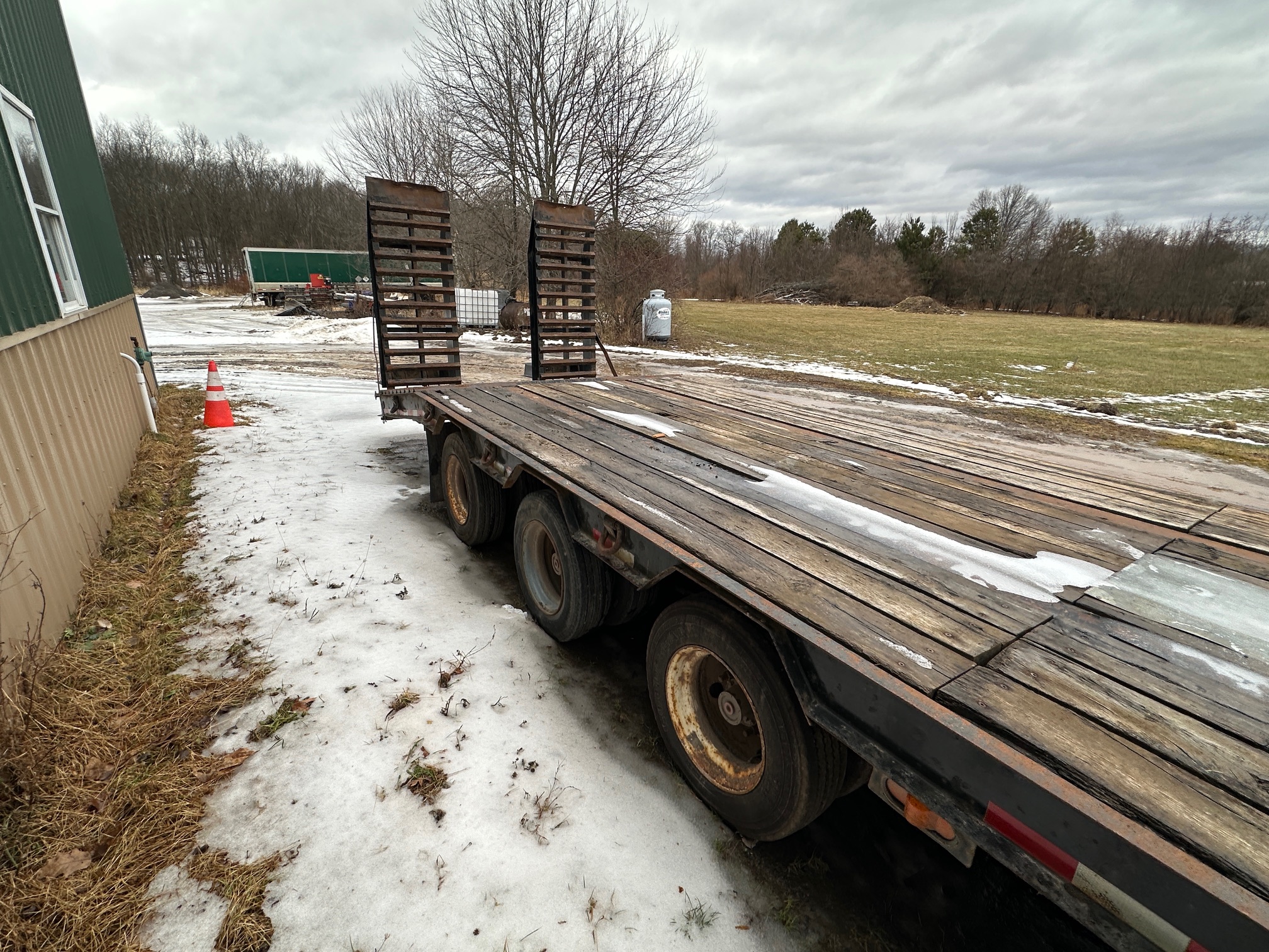 2019  Make: Rampage Model 25t Trailer - view 5 of 29