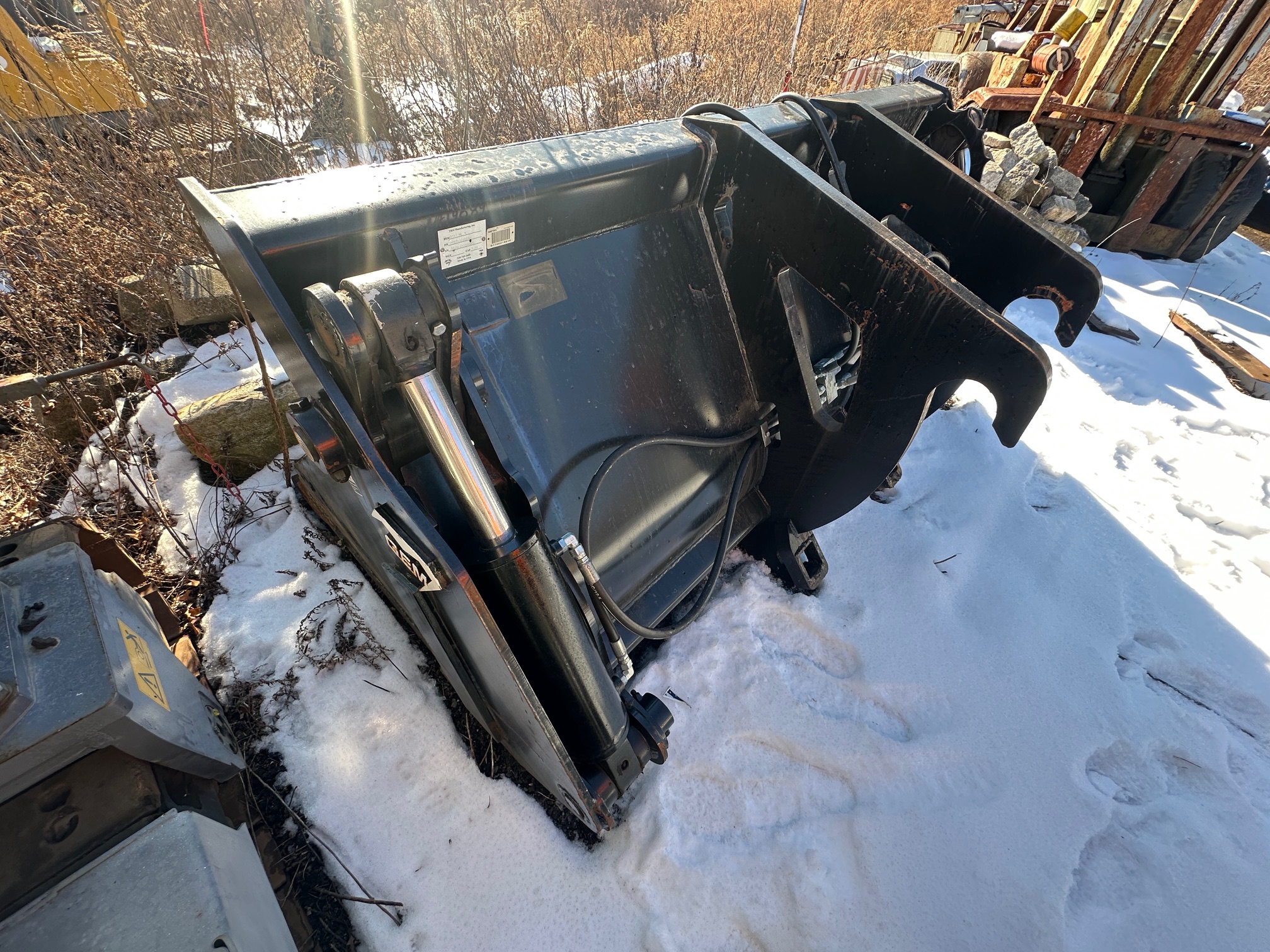 2022 GEM 3YD, 4-in-1