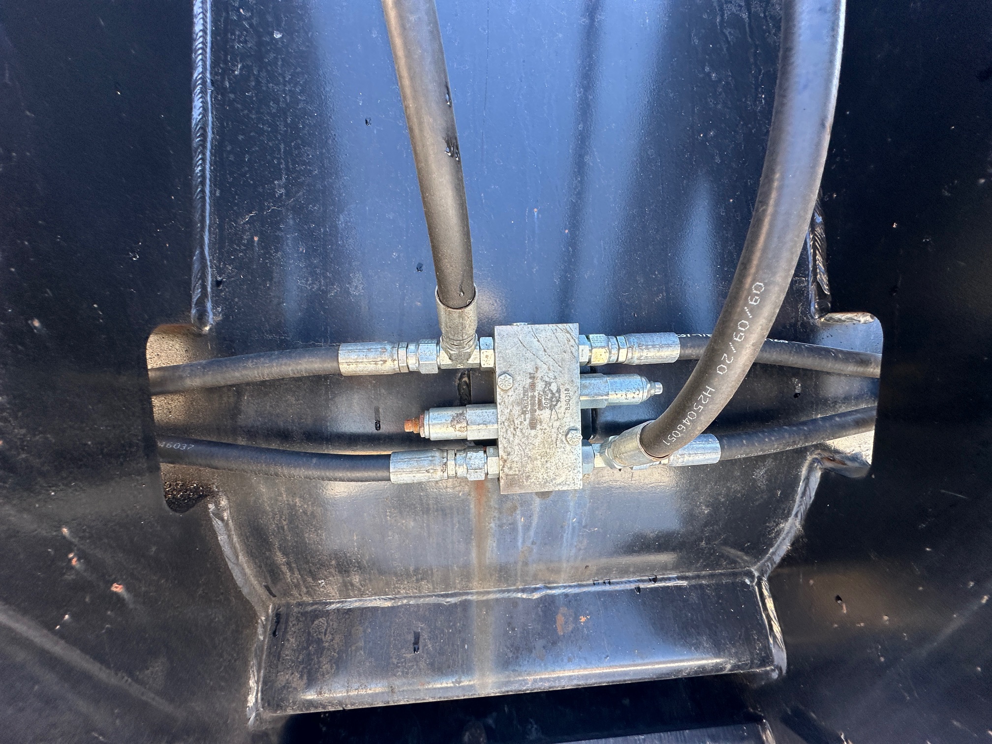 2022 GEM 3YD, 4-in-1 - view 9 of 15