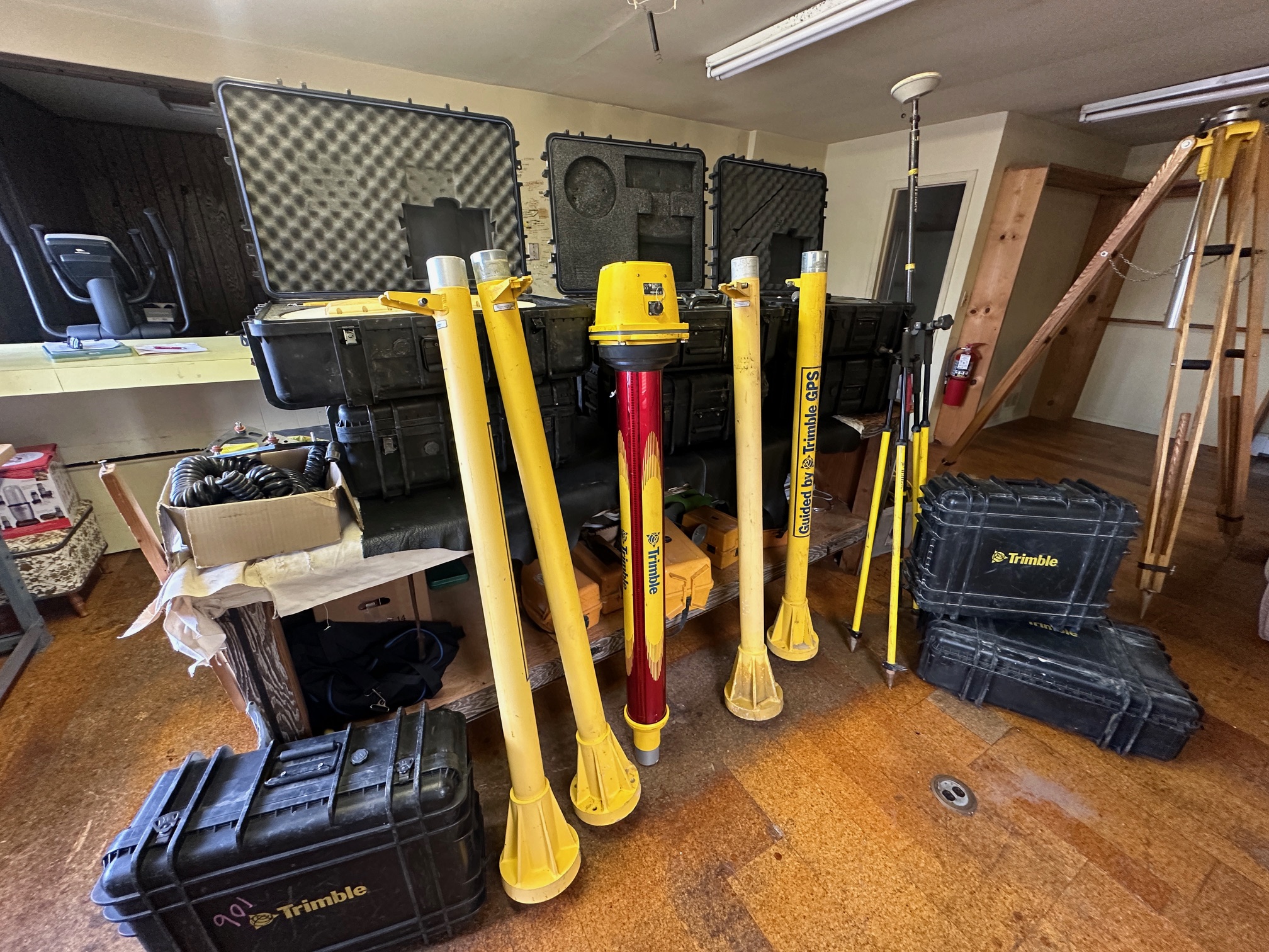 2005 TRIMBLE GPS Equipment - view 1 of 29