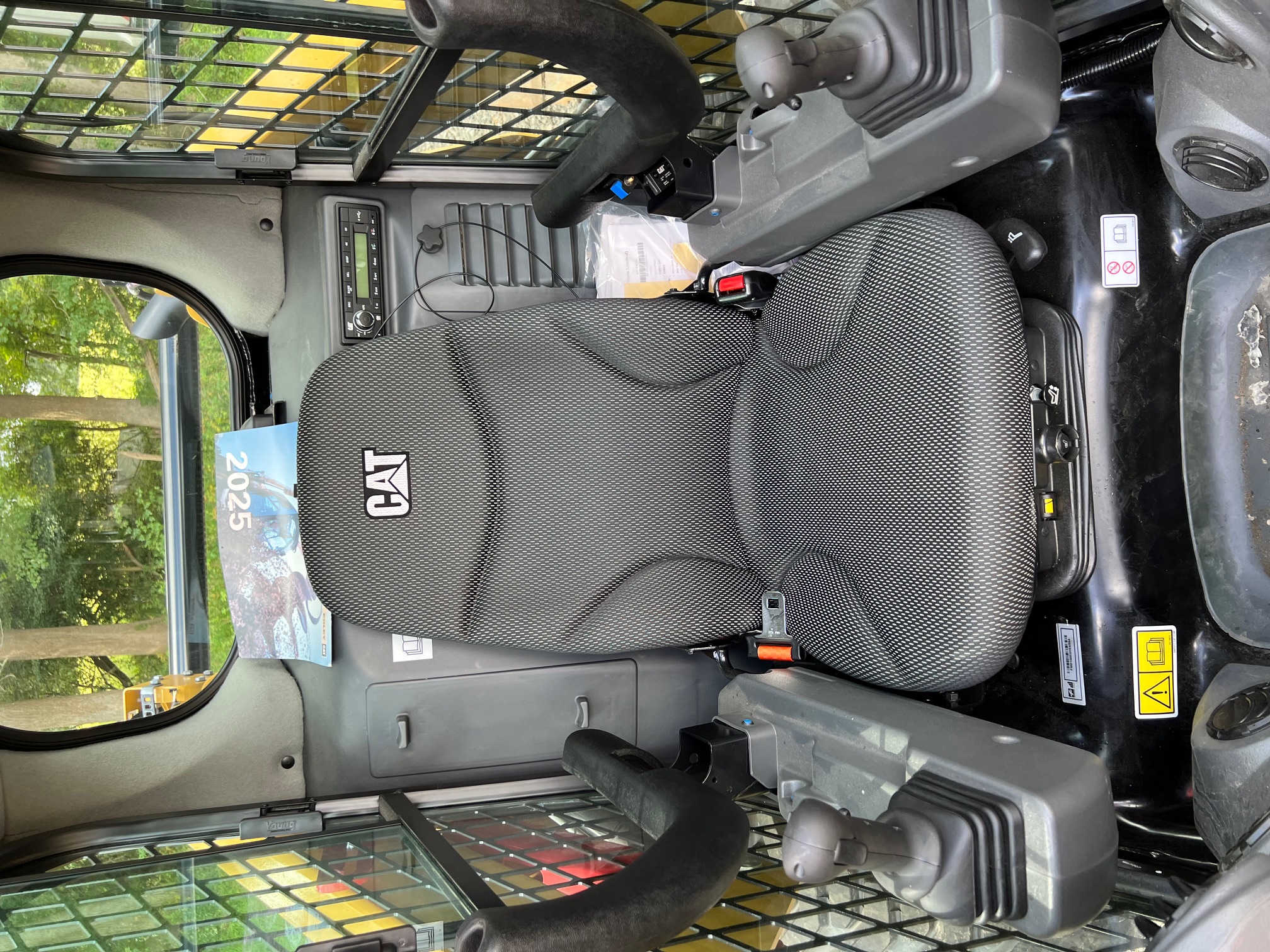 2023 CATERPILLAR 232 D3 - Image 7