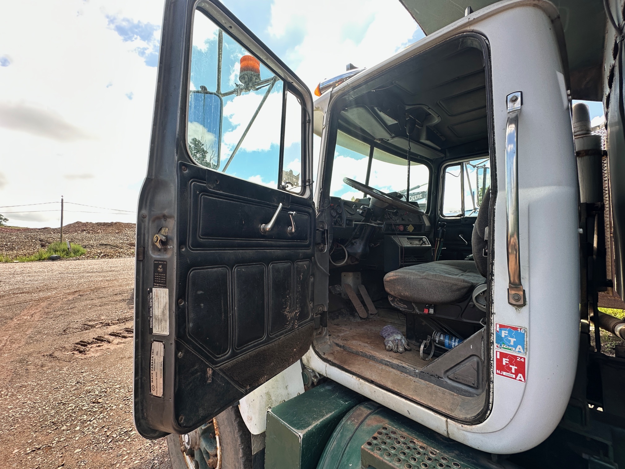 1990 MACK RB688S - Image 12