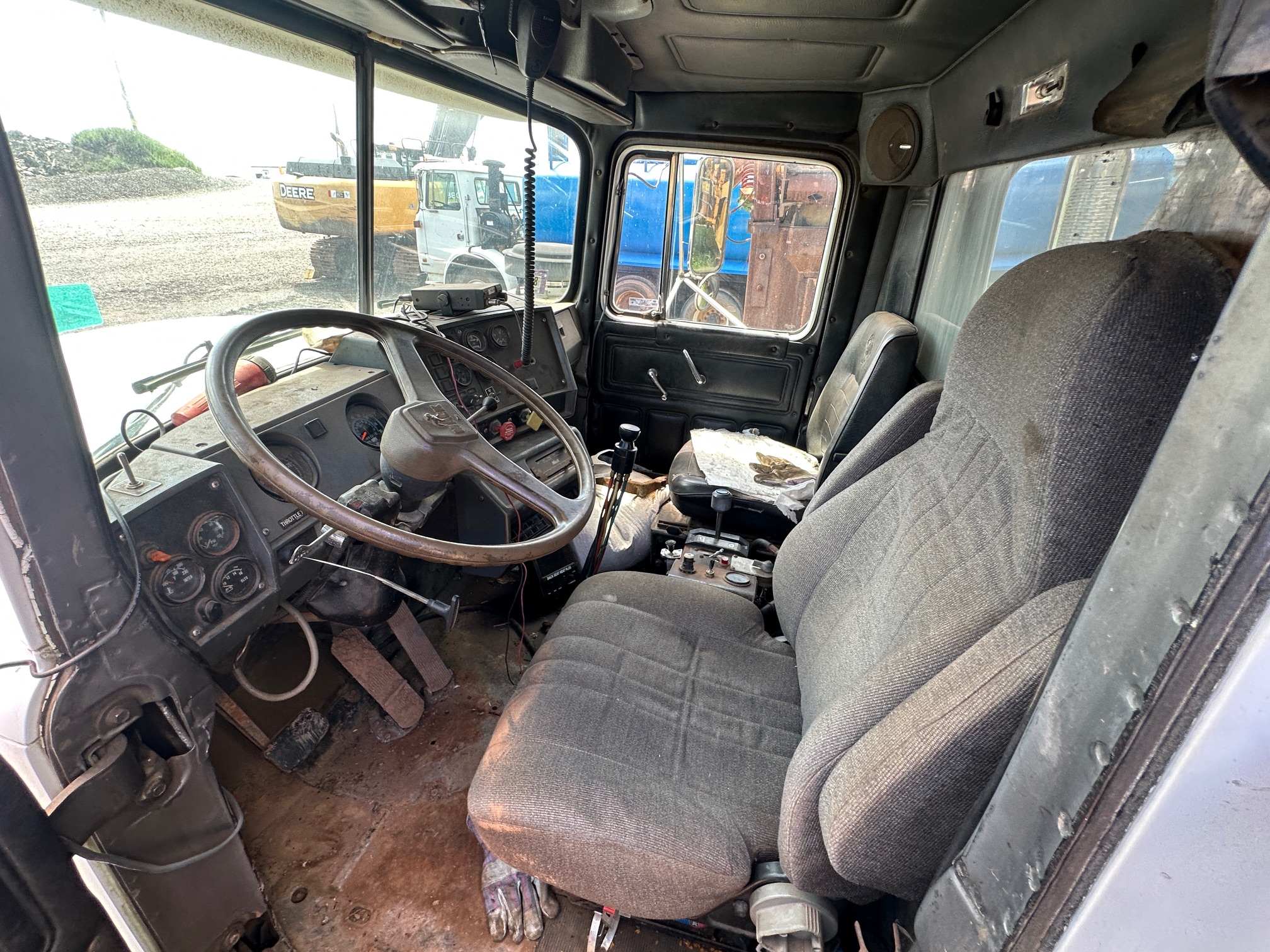 1990 MACK RB688S - Image 13