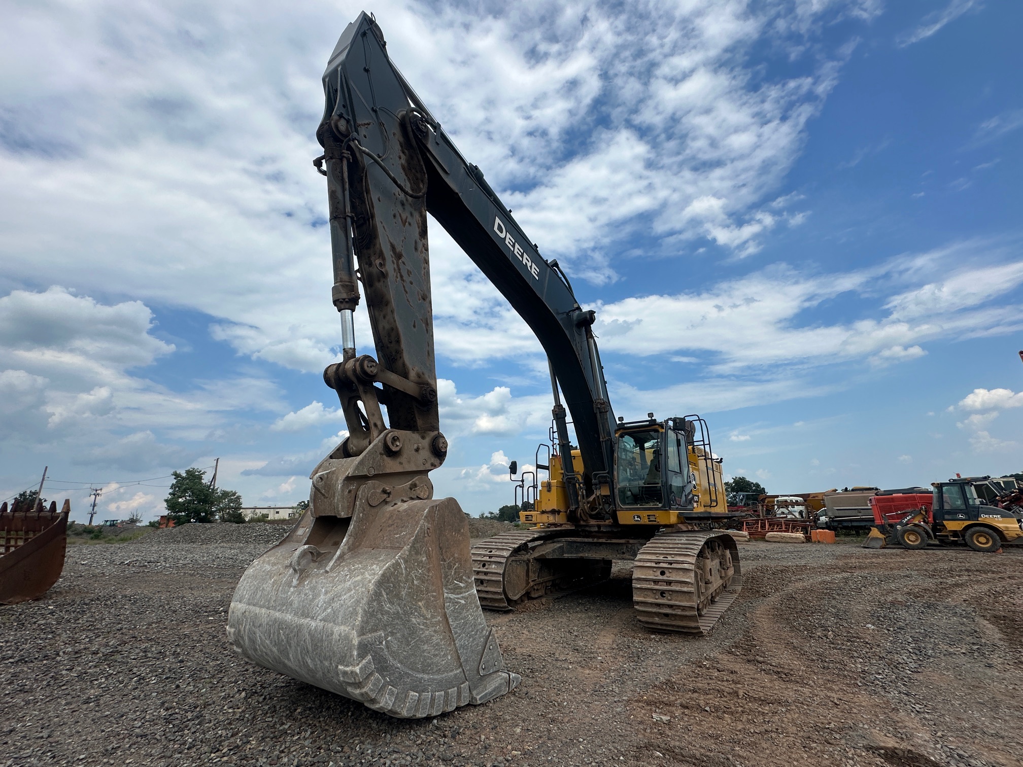 2023 DEERE 670P - Image 12