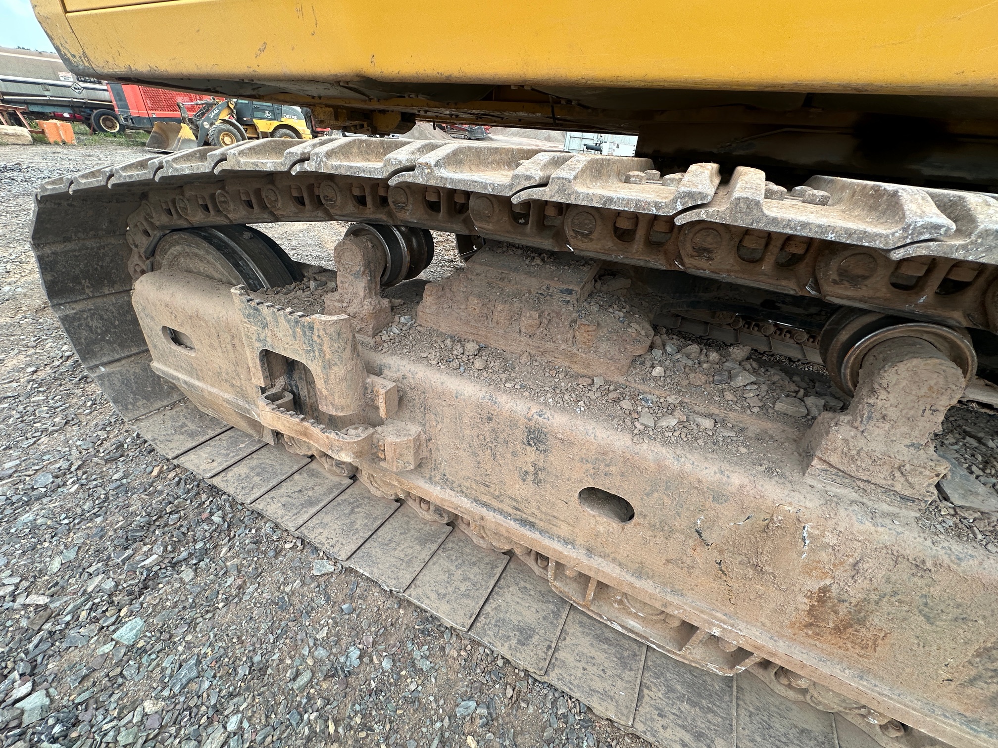 2023 DEERE 670P - Image 20