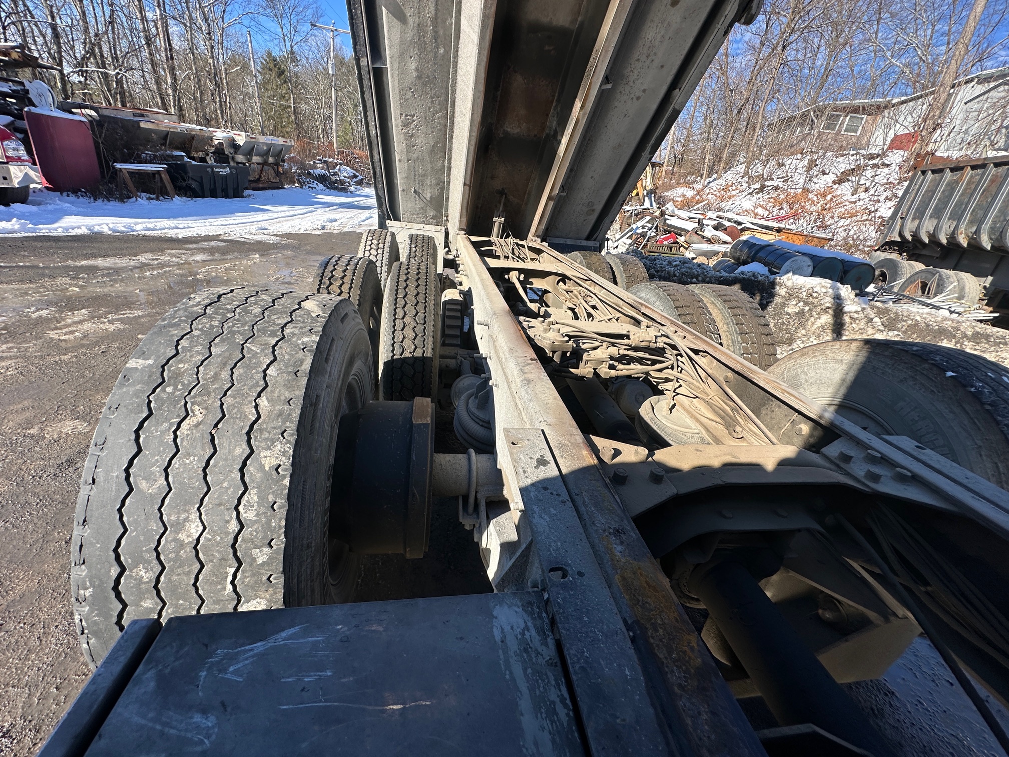 2005 MACK CV713 - Image 23