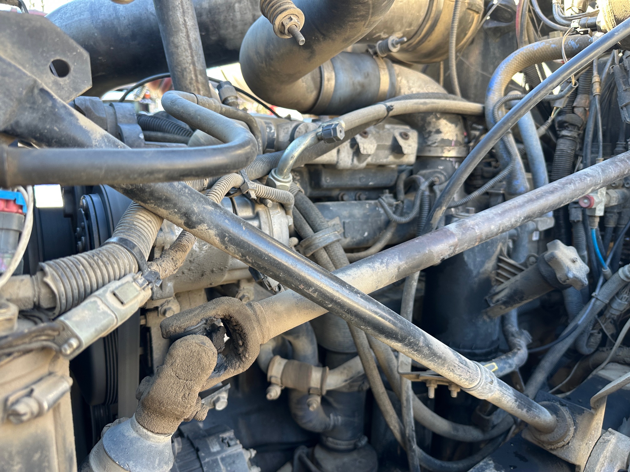 2005 MACK CV713 - Image 41