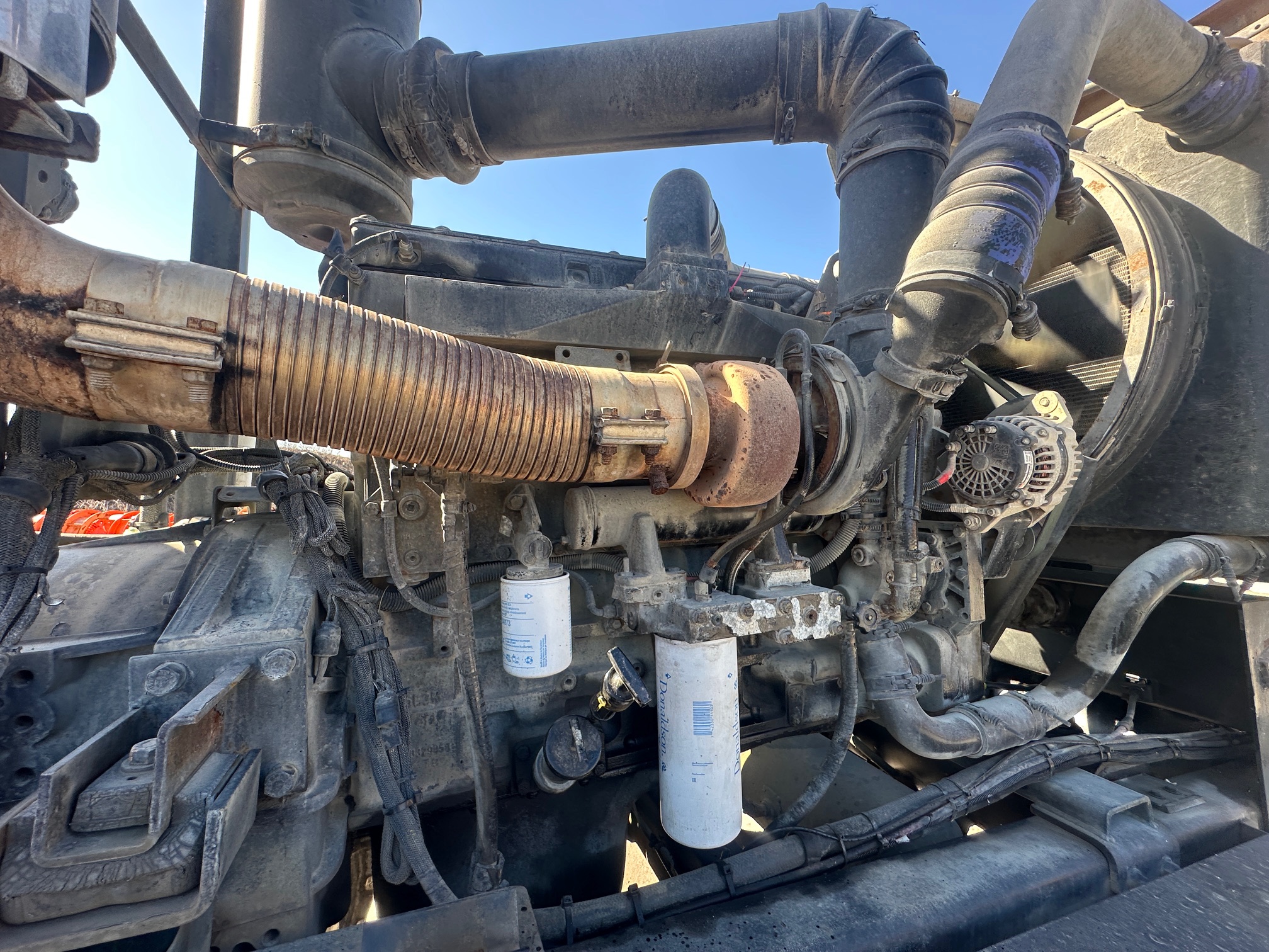 2016 PHOENIX Front Discharge Mixer - Image 38