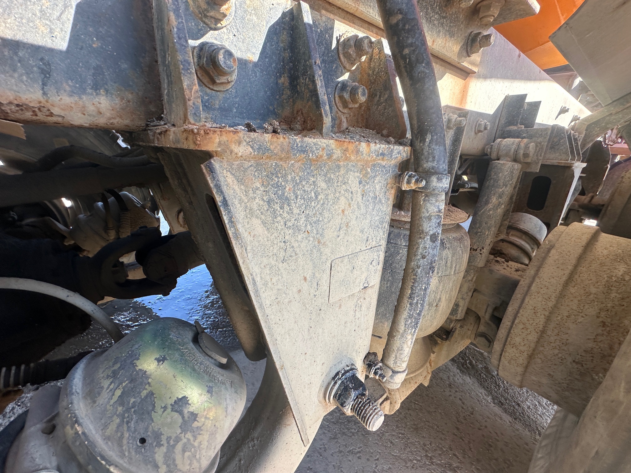 2016 PHOENIX Front Discharge Mixer - Image 47