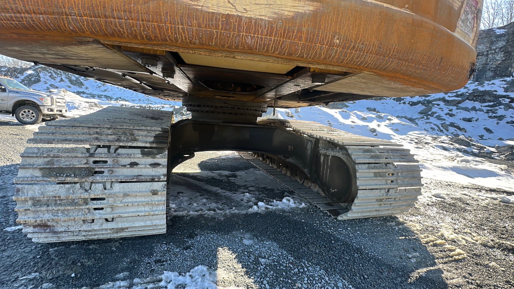 2014 KOMATSU PC490LC-10 - view 12 of 43