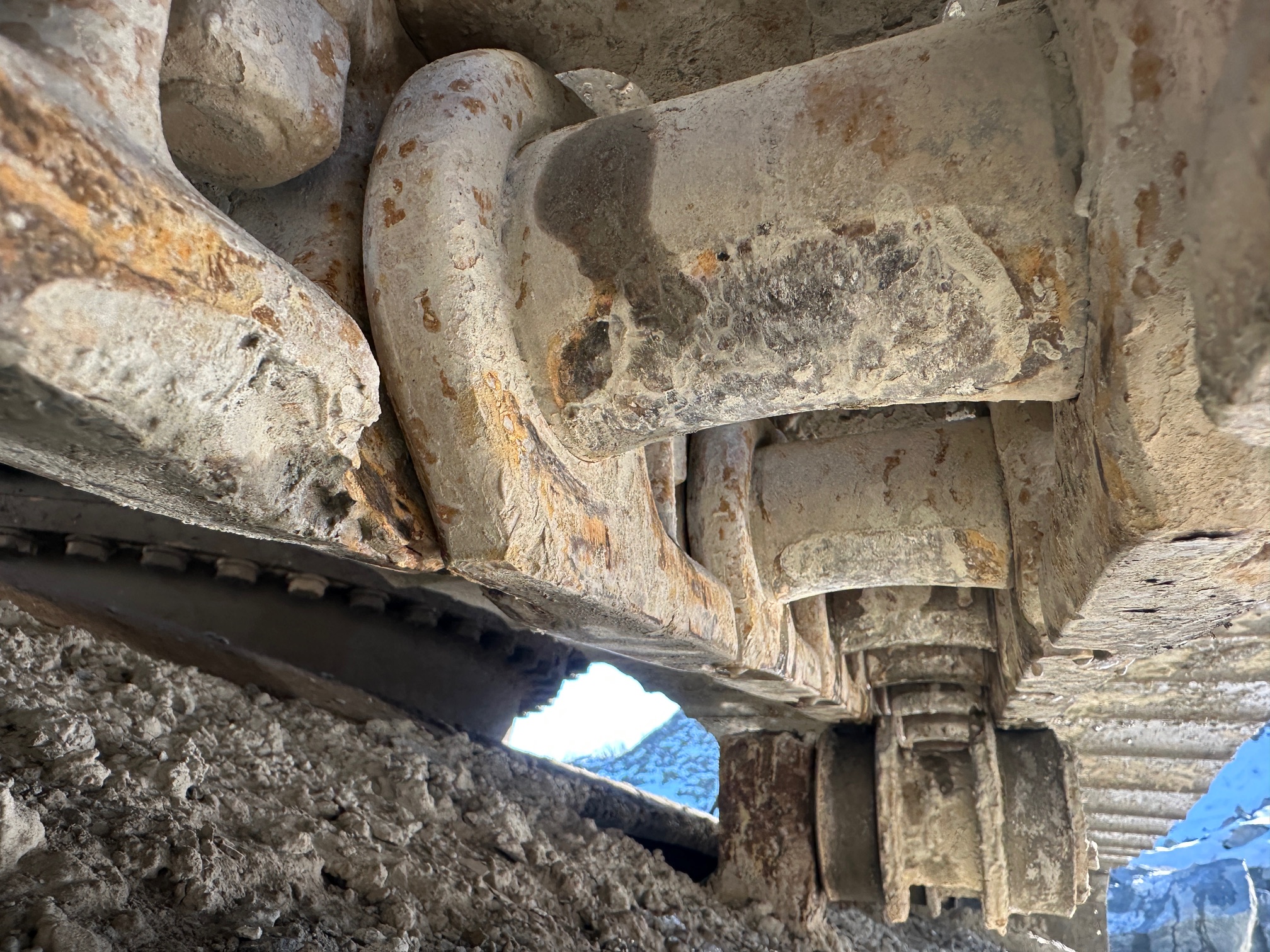 2014 KOMATSU PC490LC-10 - Image 24