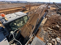 2015 CASE CX350C - Image 23