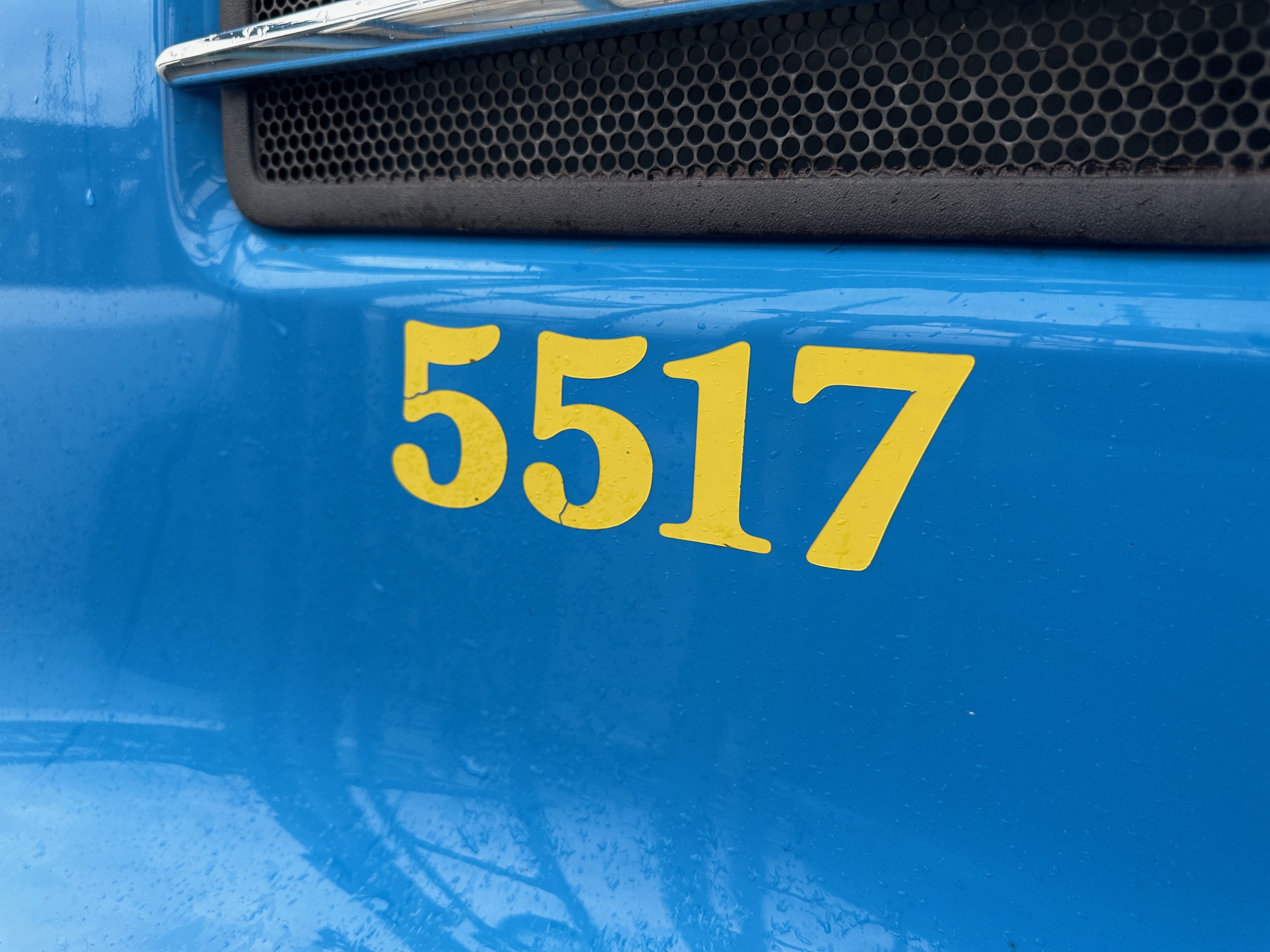 2015 VOLVO VAH Car Hauler - view 4 of 14