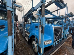 2015 VOLVO VAH Car Hauler - Image 2