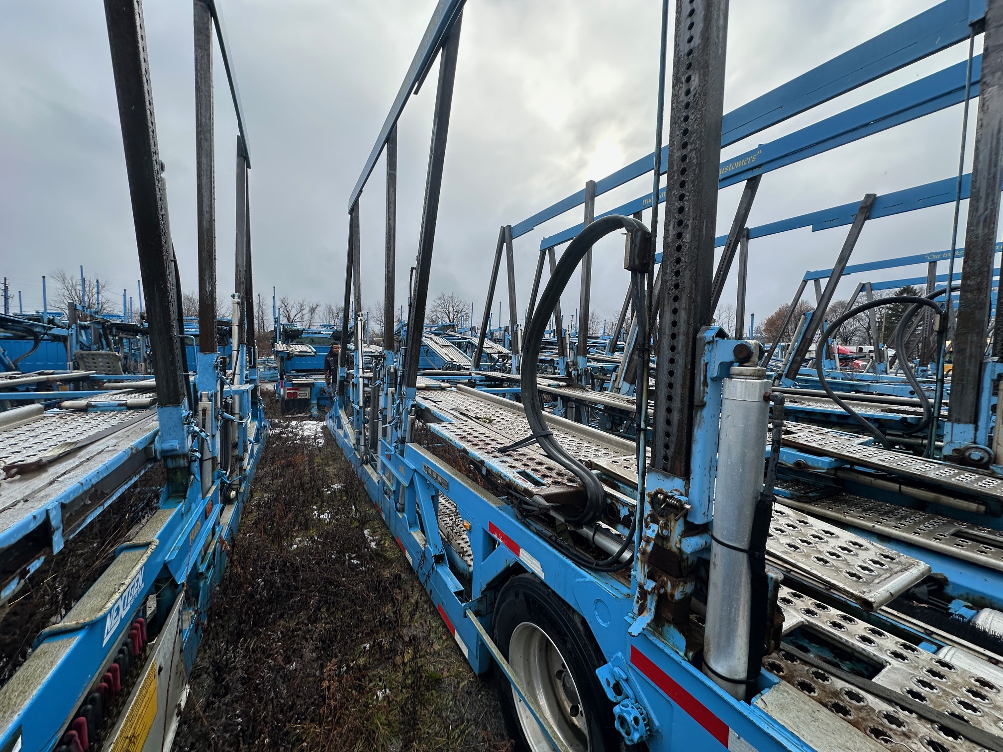 2015 VOLVO VAH Car Hauler - view 11 of 14