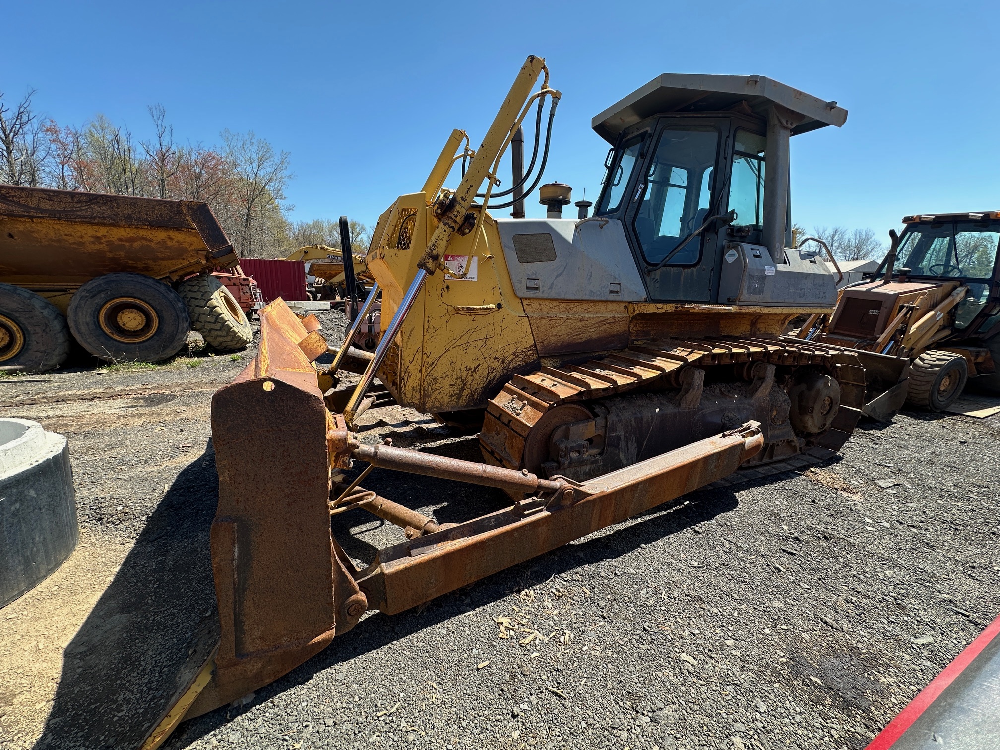 2000 KOMATSU D65EX-12 - view 10 of 35