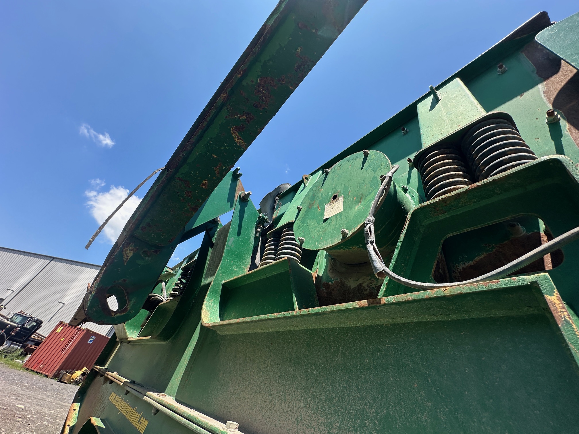 2014 MCCLOSKEY J50 - Image 25