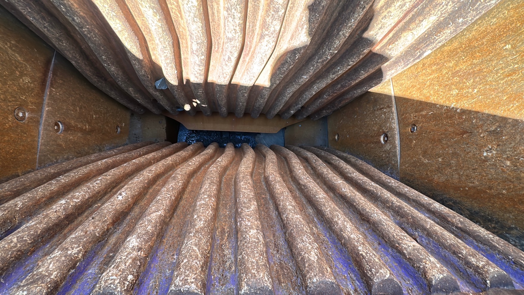 2014 MCCLOSKEY J50 - view 14 of 28