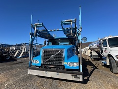 2013 VOLVO VAH66430 - Image 2