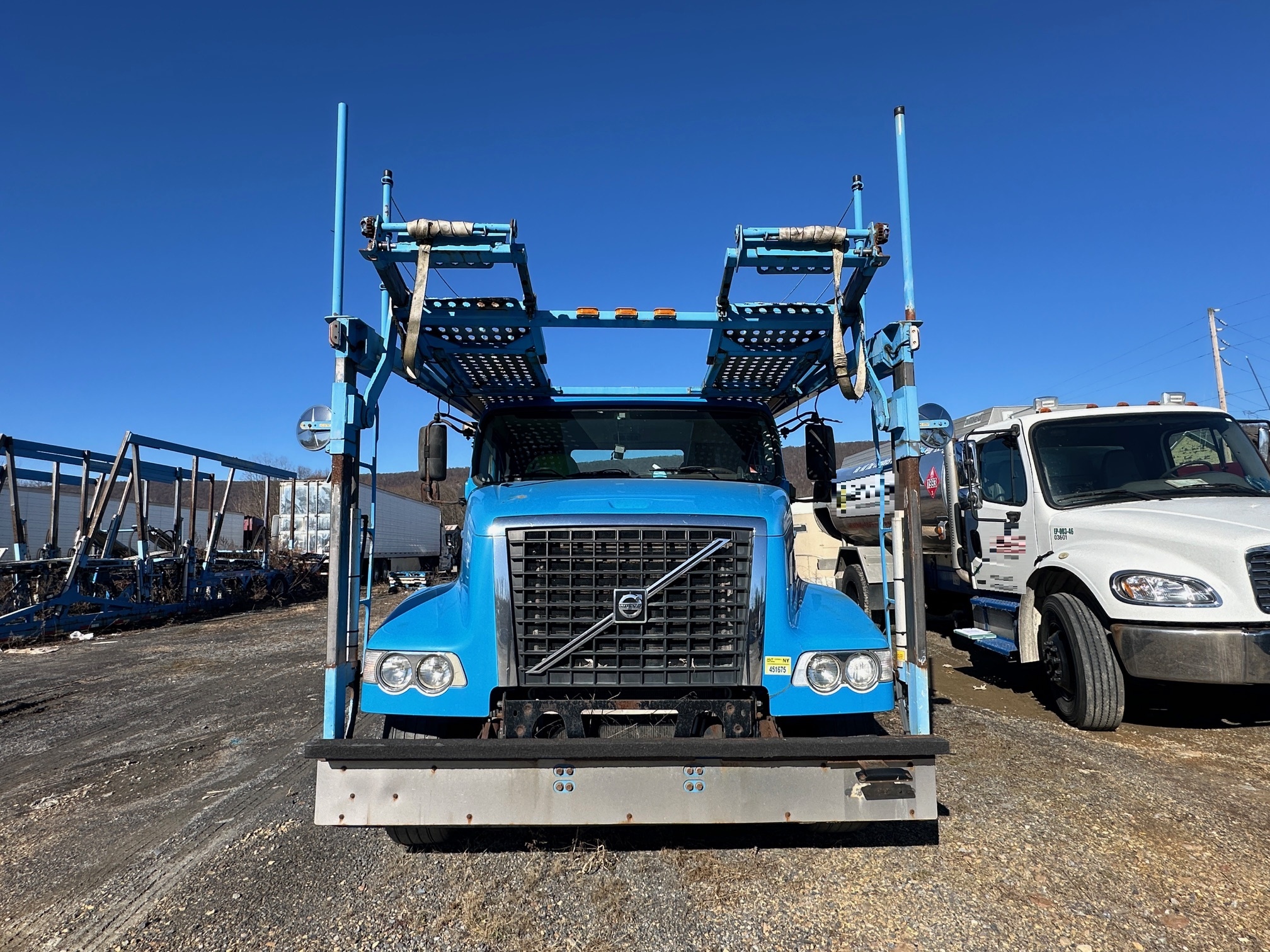 2013 VOLVO VAH66430 - view 3 of 37