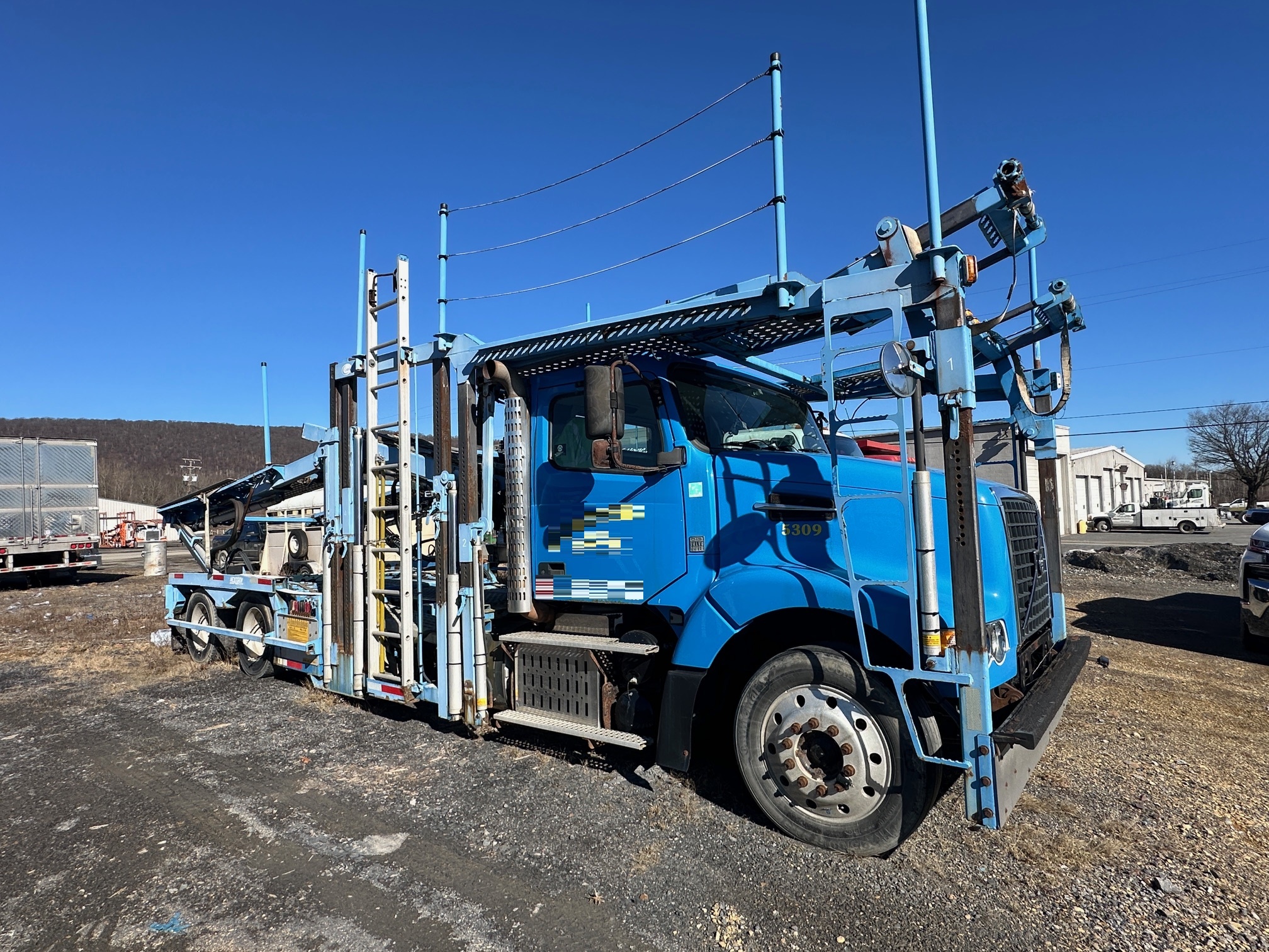 2013 VOLVO VAH66430 - view 5 of 37