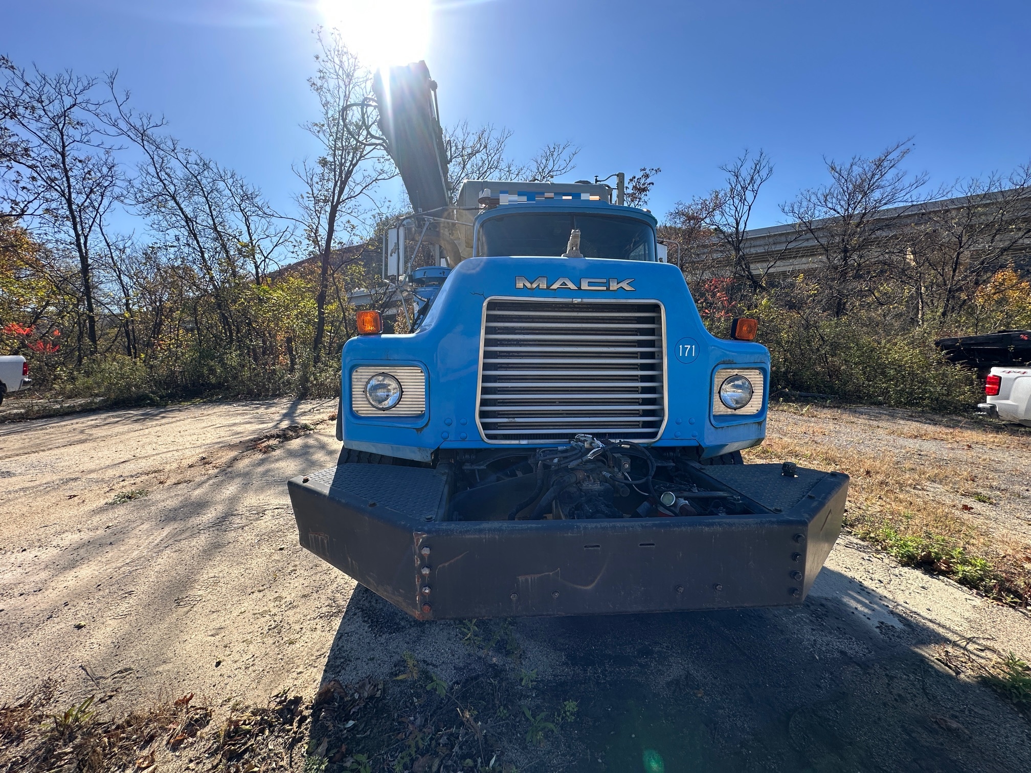 2000 MACK DM690S Conveyor - view 10 of 43