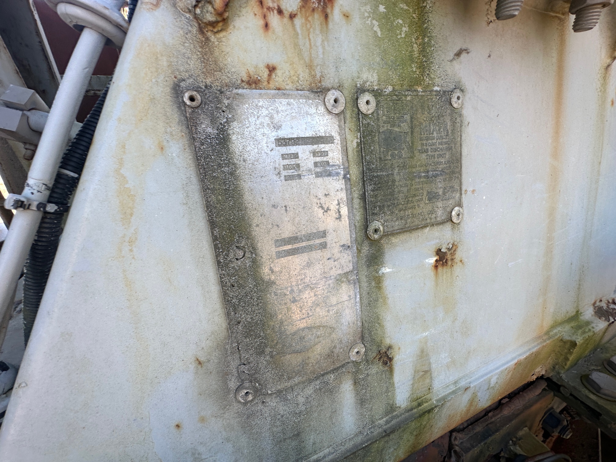 2000 MACK DM690S Conveyor - view 19 of 43