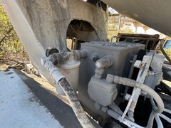 2000 MACK DM690S Conveyor - Image 28