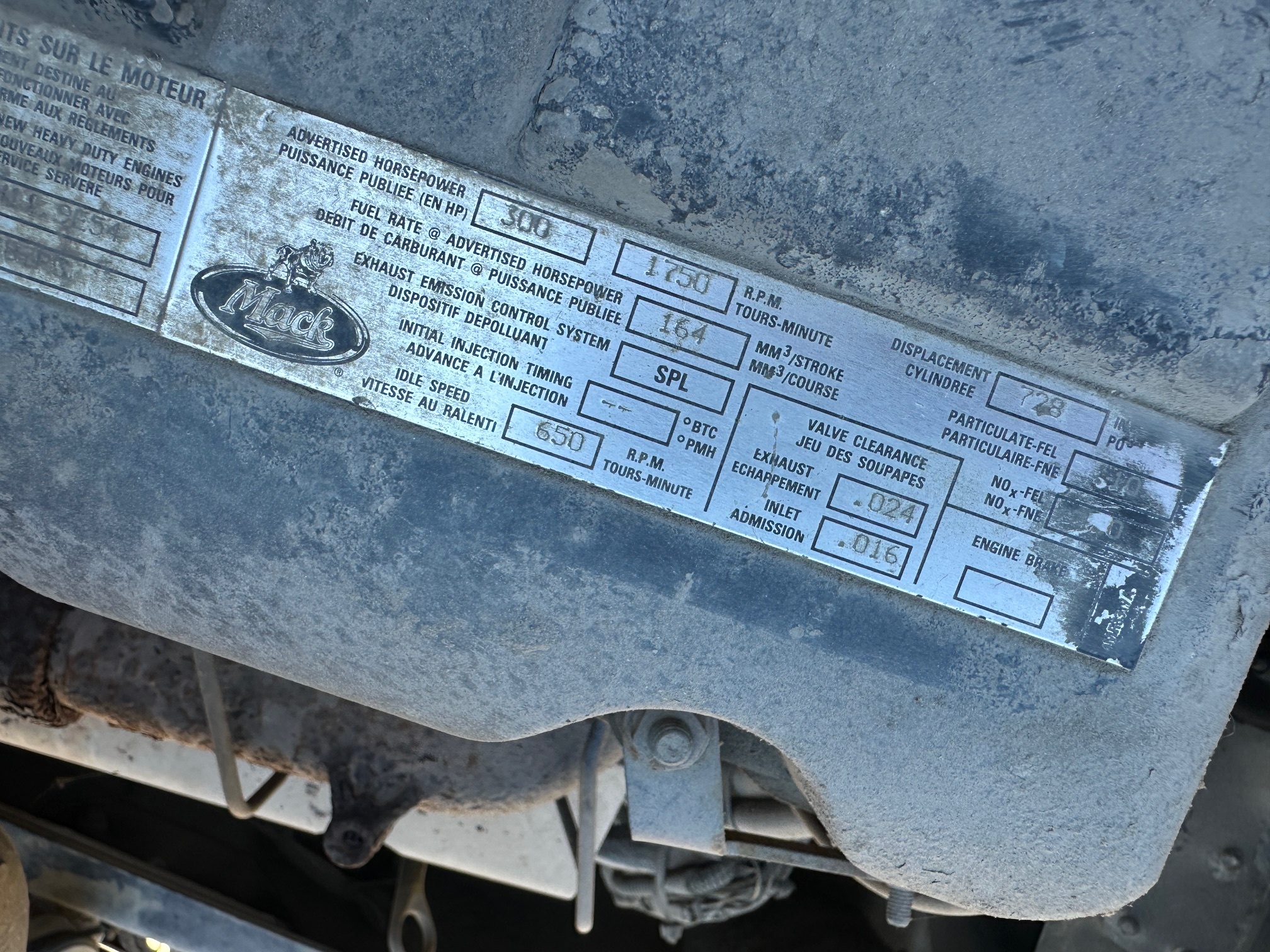 2000 MACK DM690S Conveyor - Image 38