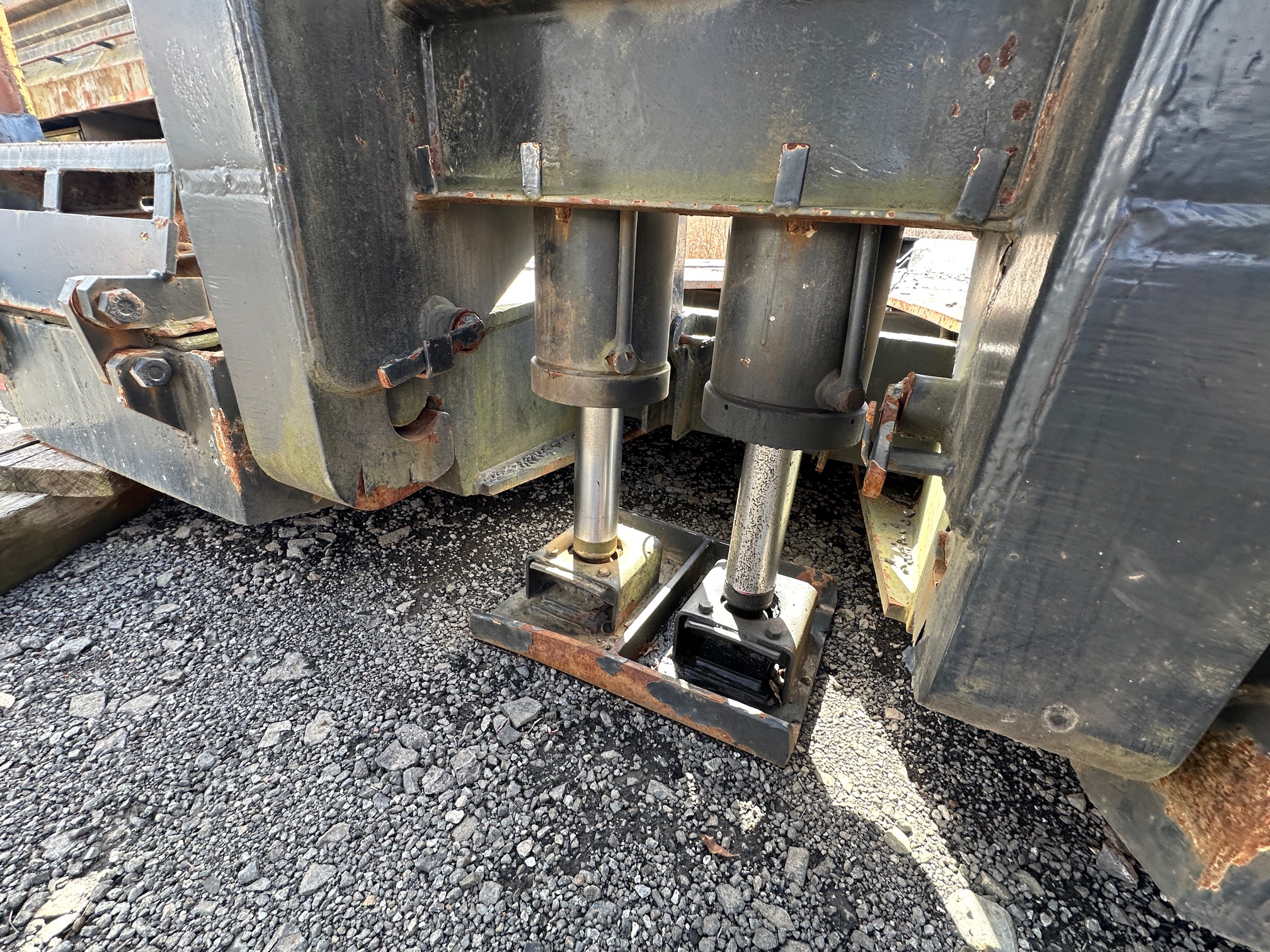 1990 ROGERS 50X102 - view 7 of 34