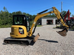 2019 PJ TRAILERS F8202 14K - Image 6