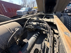 2012 MACK Granite GU713 - Image 25