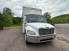 2007 FREIGHTLINER M2 Business Class - Image 4