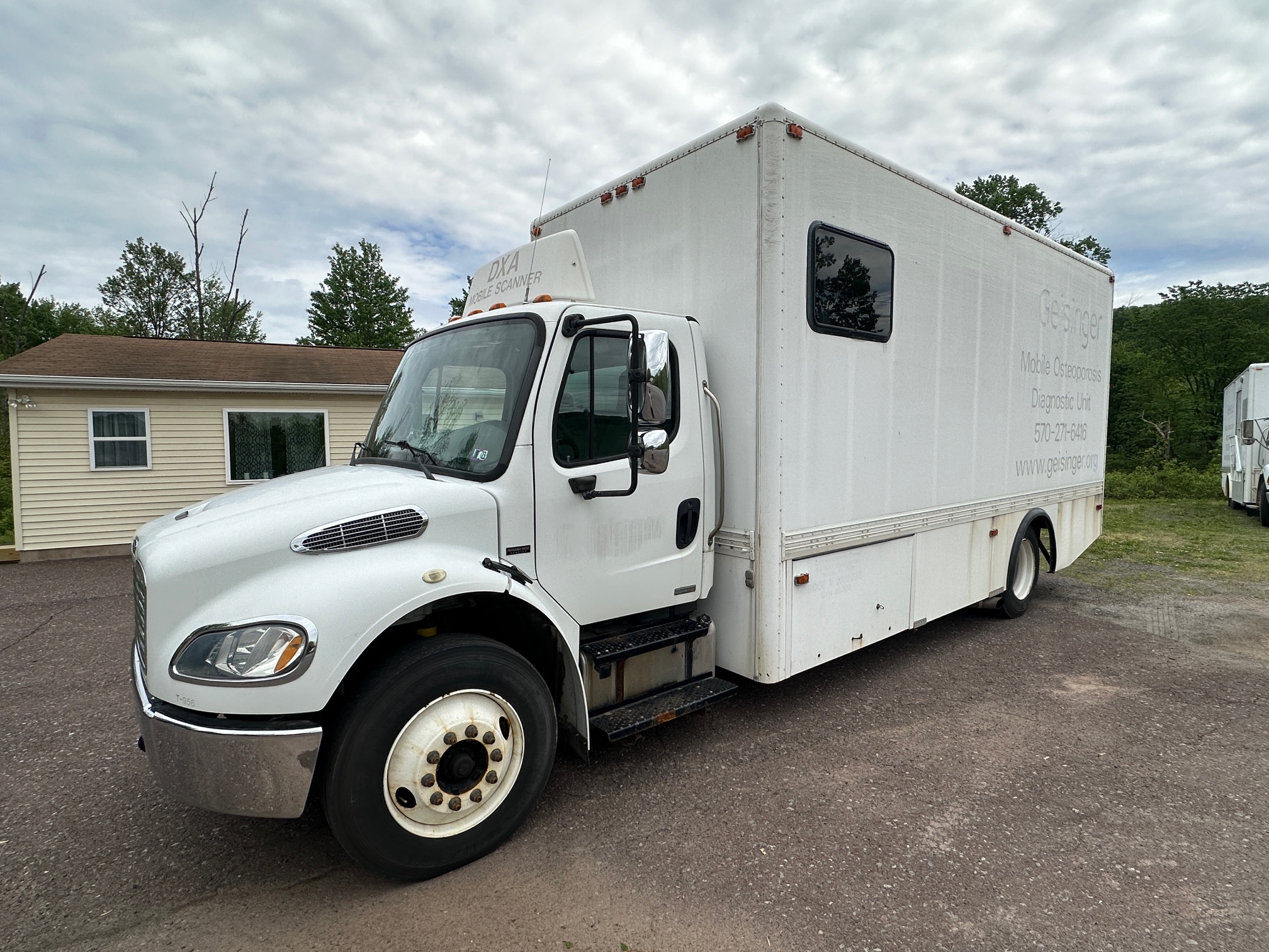 2007 FREIGHTLINER M2 Business Class - view 7 of 40