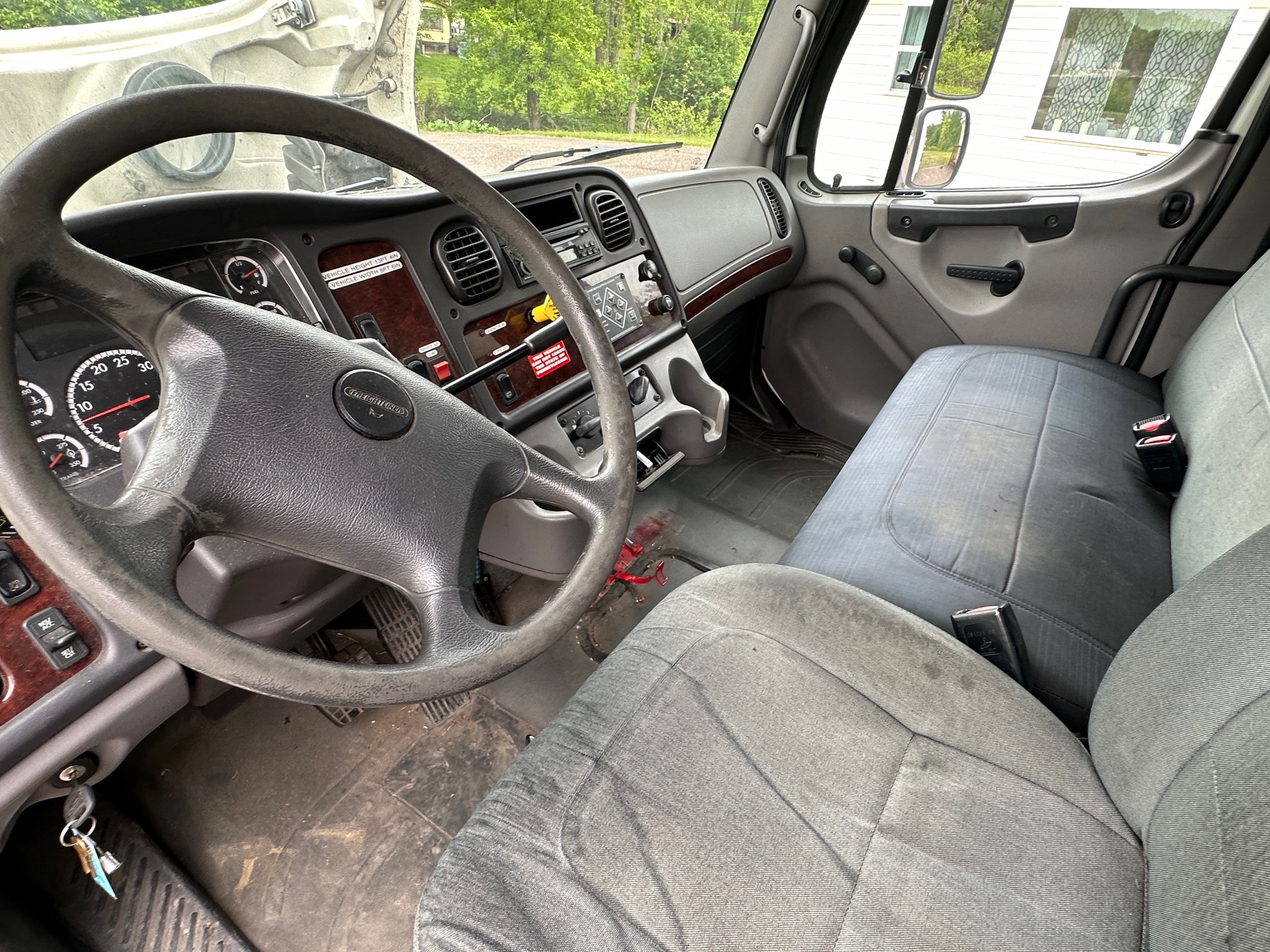 2007 FREIGHTLINER M2 Business Class - Image 20
