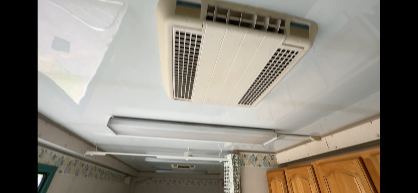 2007 FREIGHTLINER M2 Business Class - Image 33