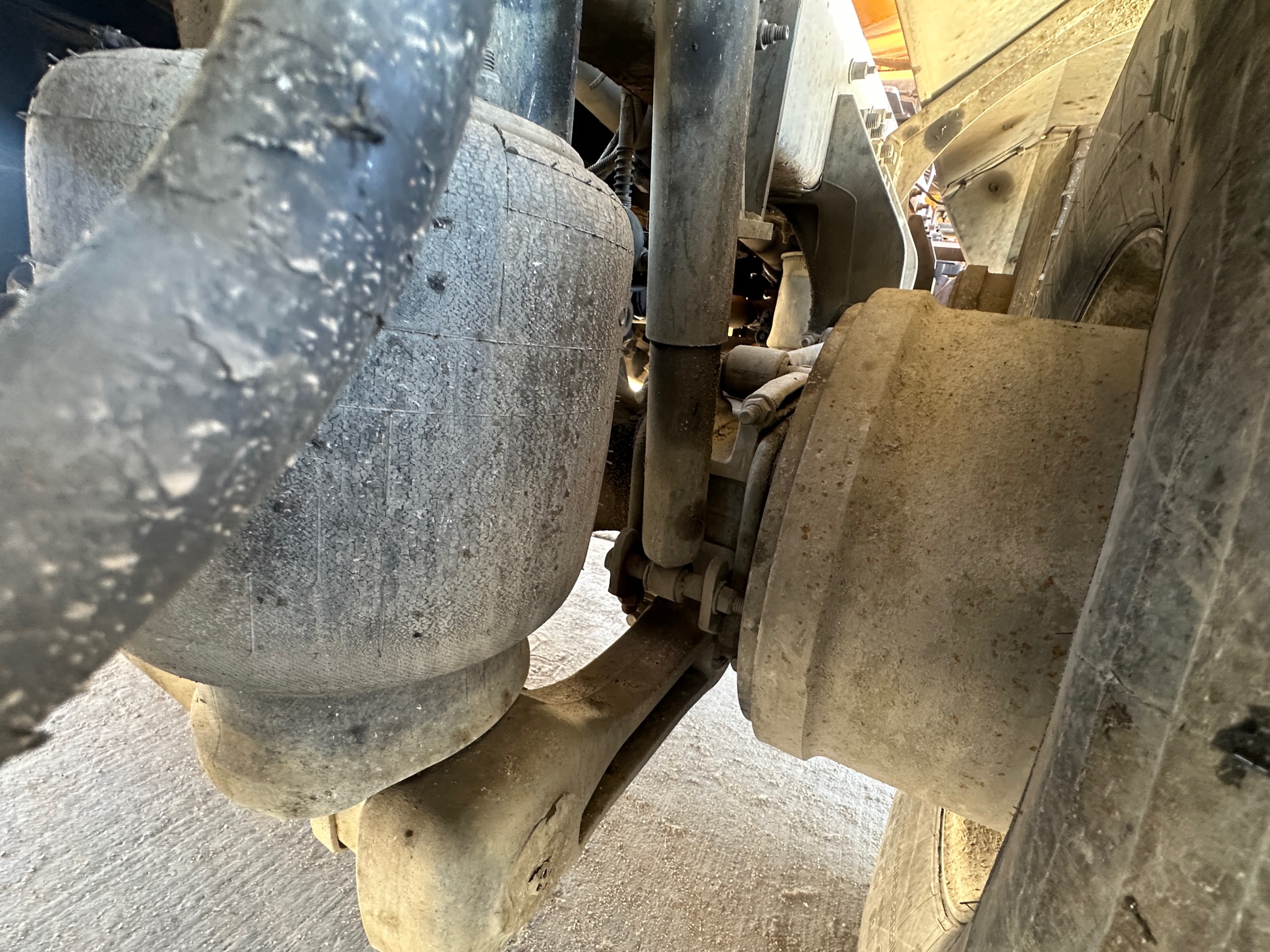 2019 PHOENIX Front Discharge Mixer - Image 19