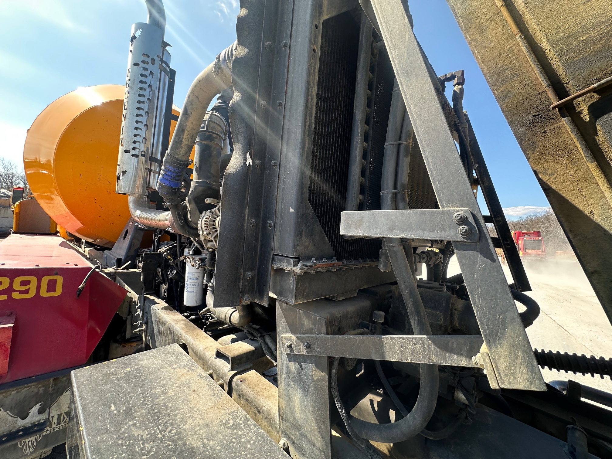 2019 PHOENIX Front Discharge Mixer - Image 32