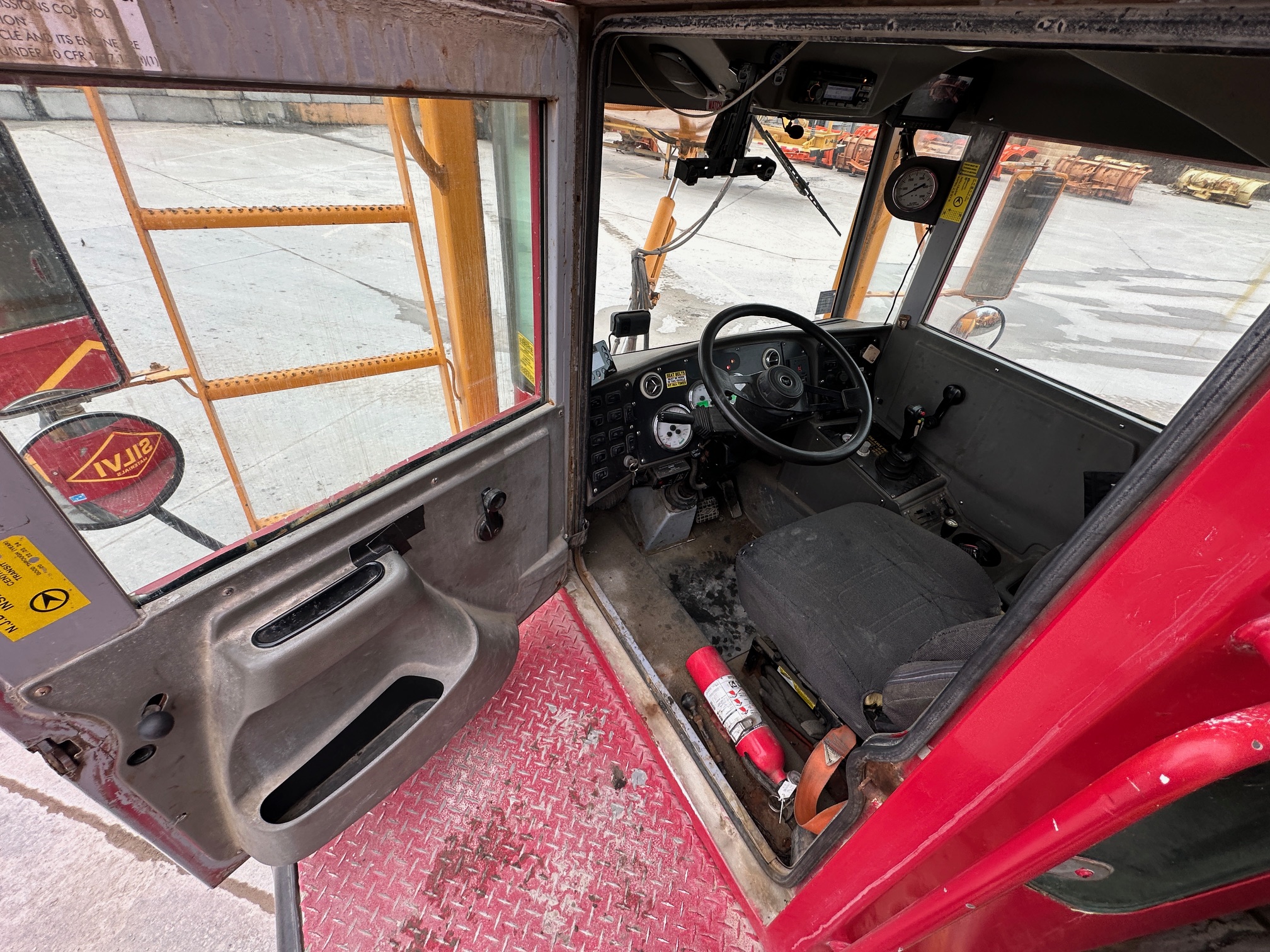 2019 PHOENIX Front Discharge Mixer - Image 39