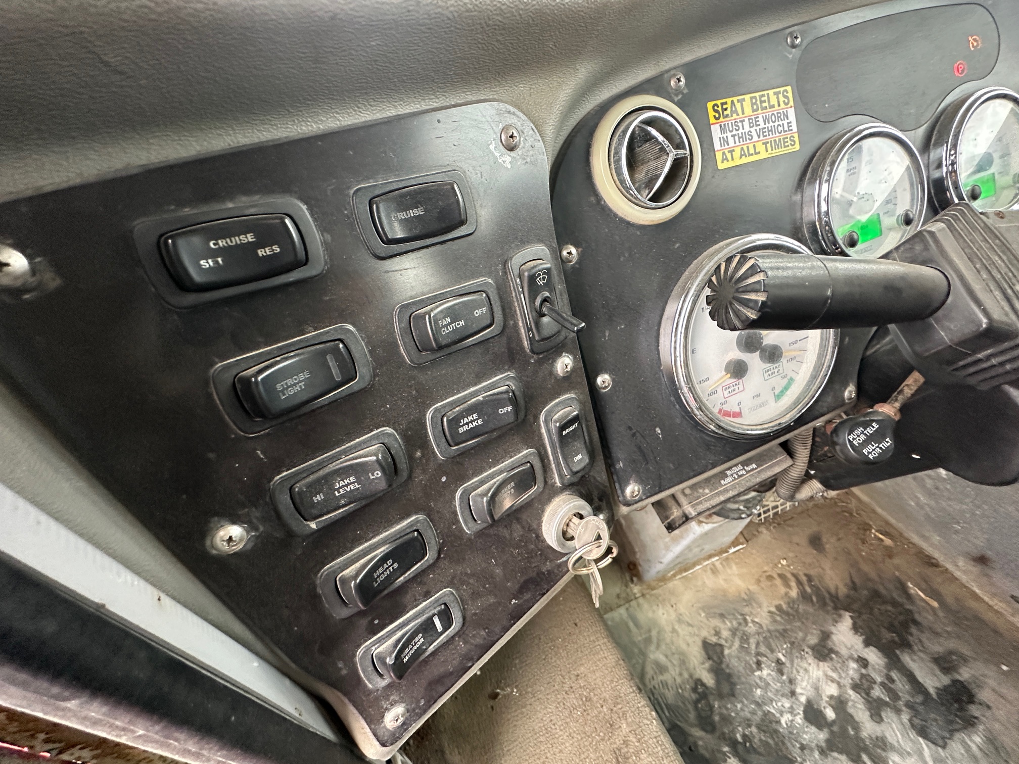 2019 PHOENIX Front Discharge Mixer - Image 46