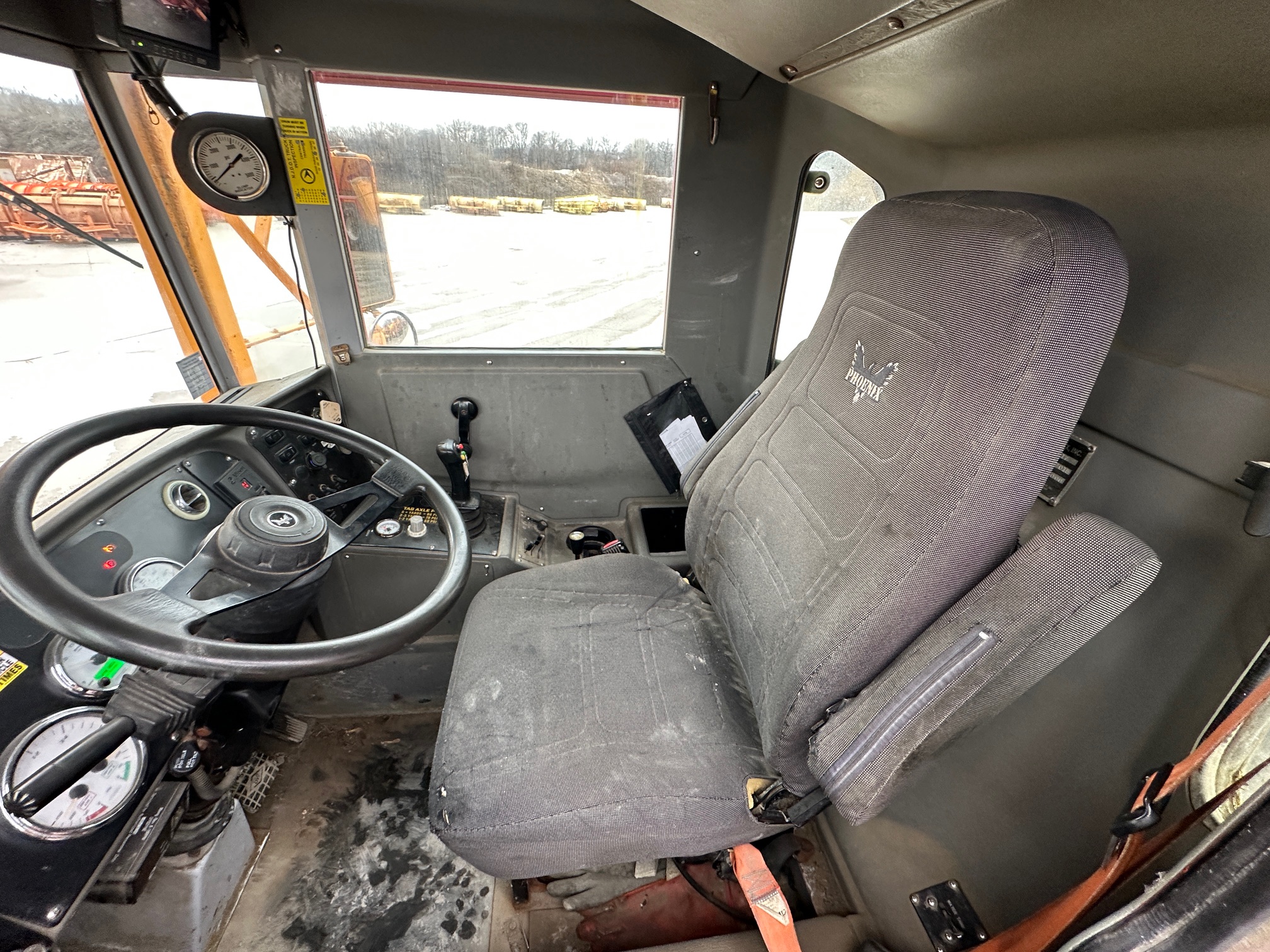 2019 PHOENIX Front Discharge Mixer - Image 47