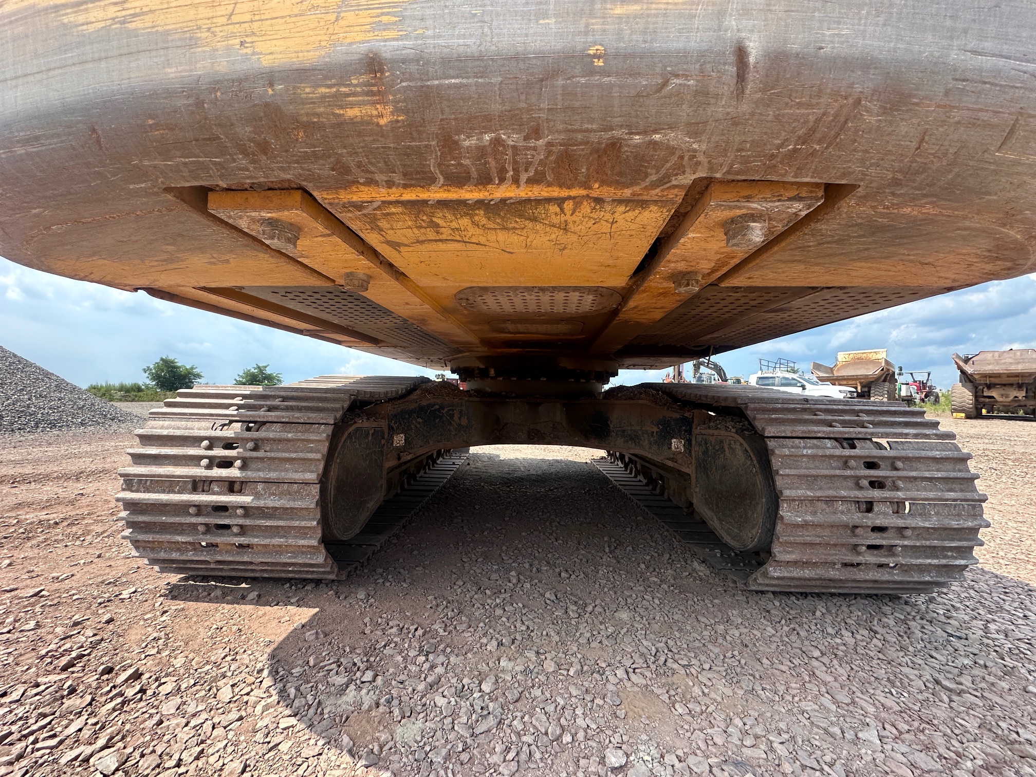 2018 DEERE 380G LC - Image 6