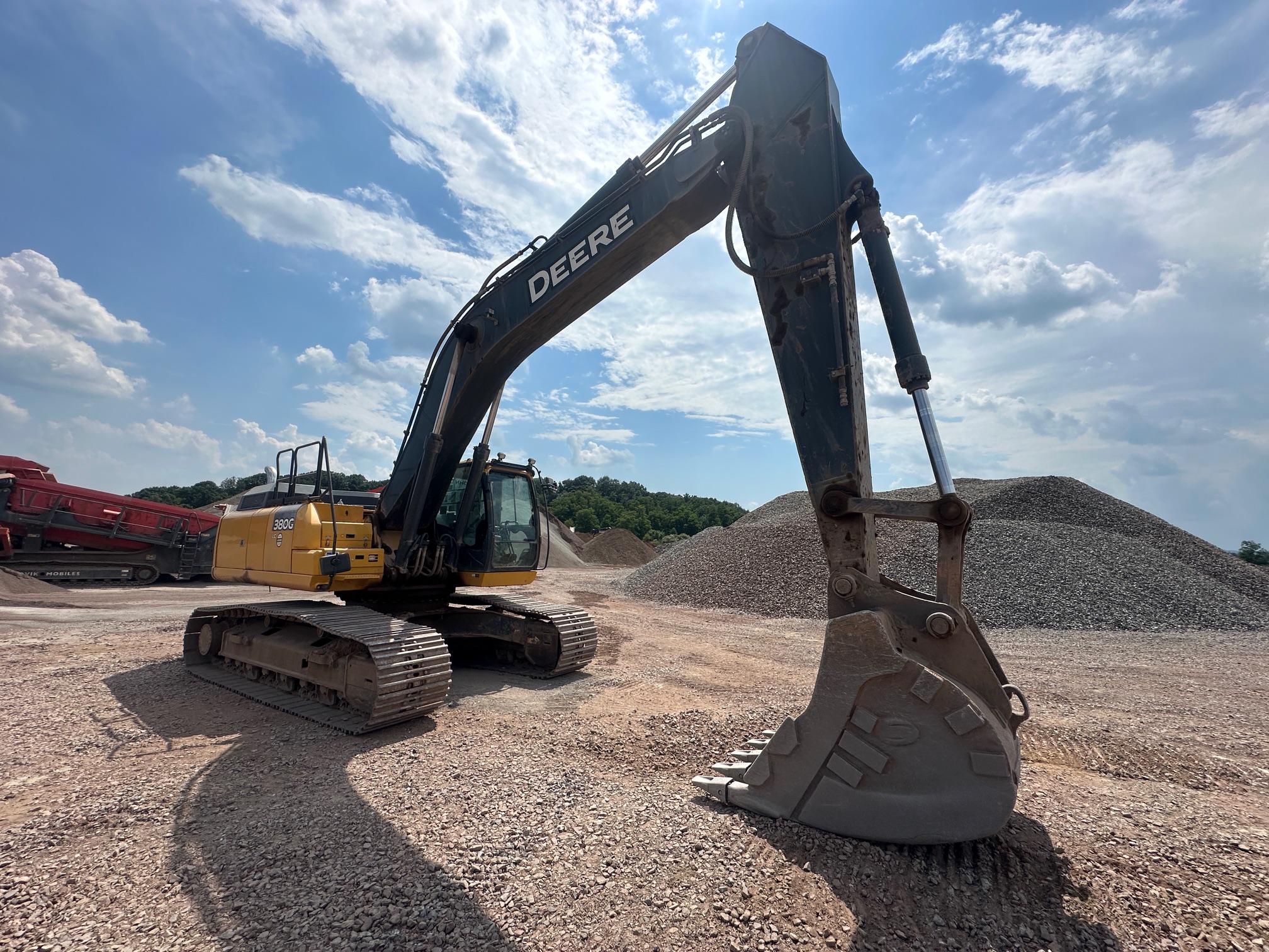 2018 DEERE 380G LC - Image 10