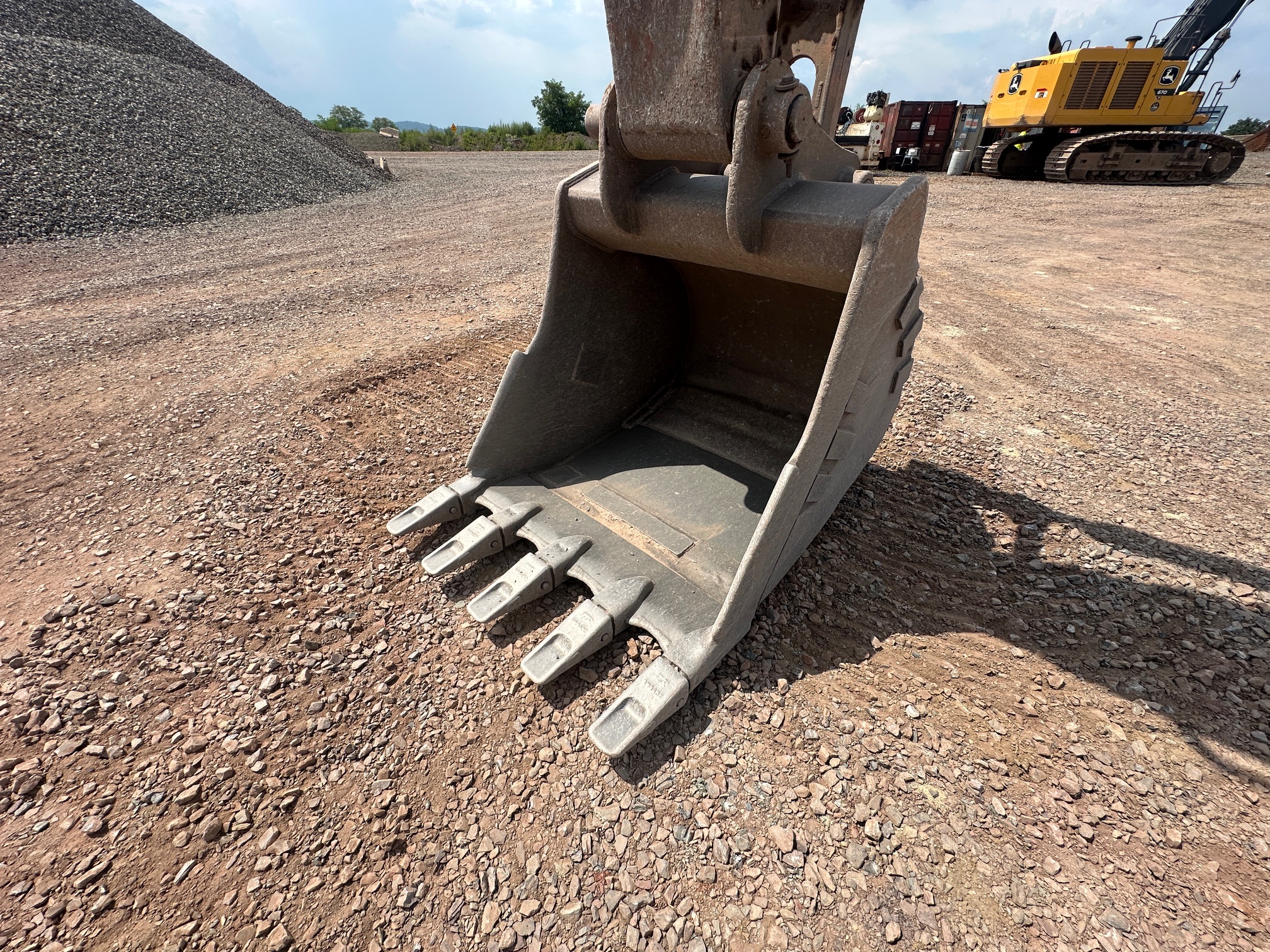 2018 DEERE 380G LC - Image 17