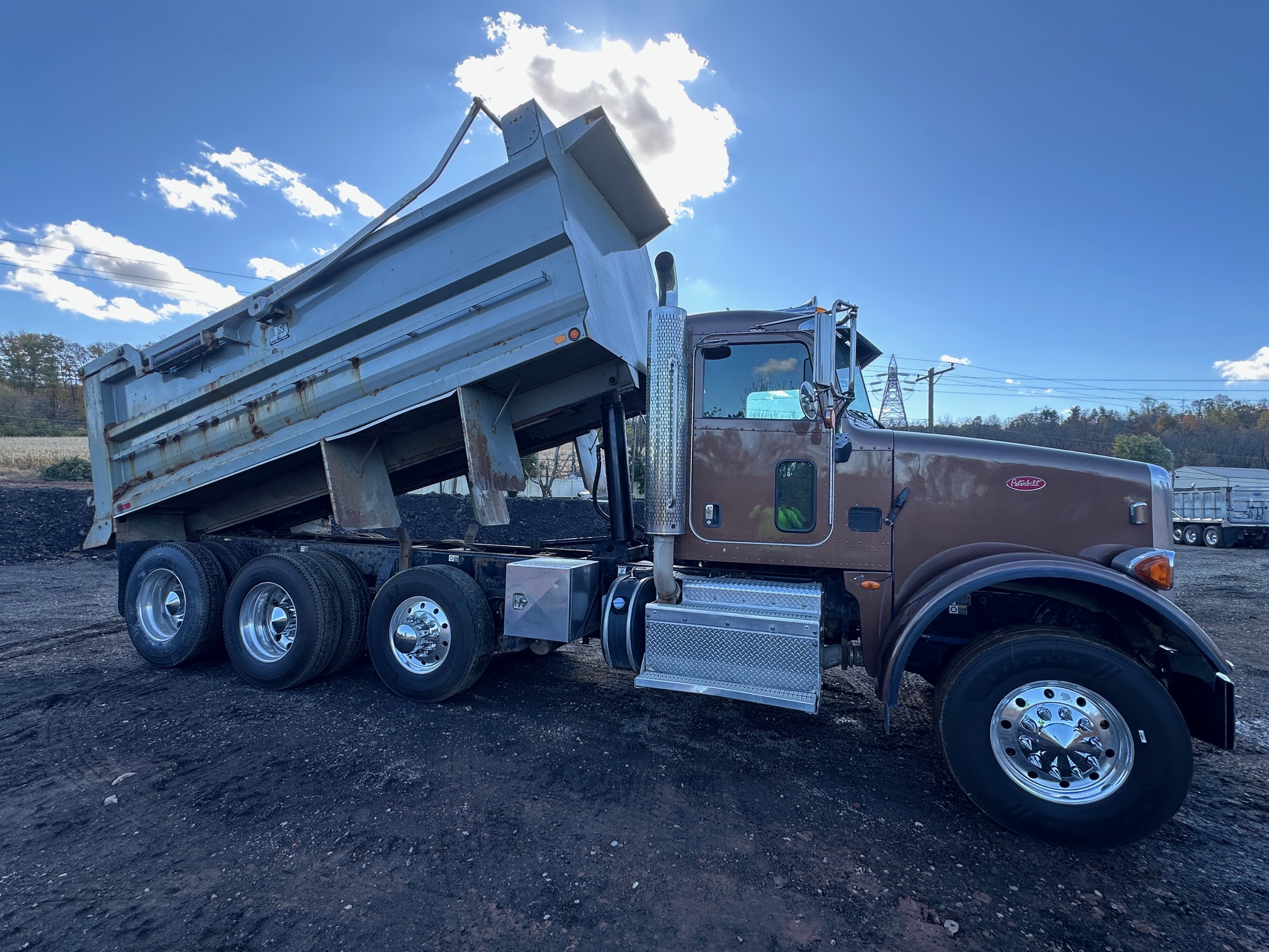 2016 PETERBILT 365 - Image 10