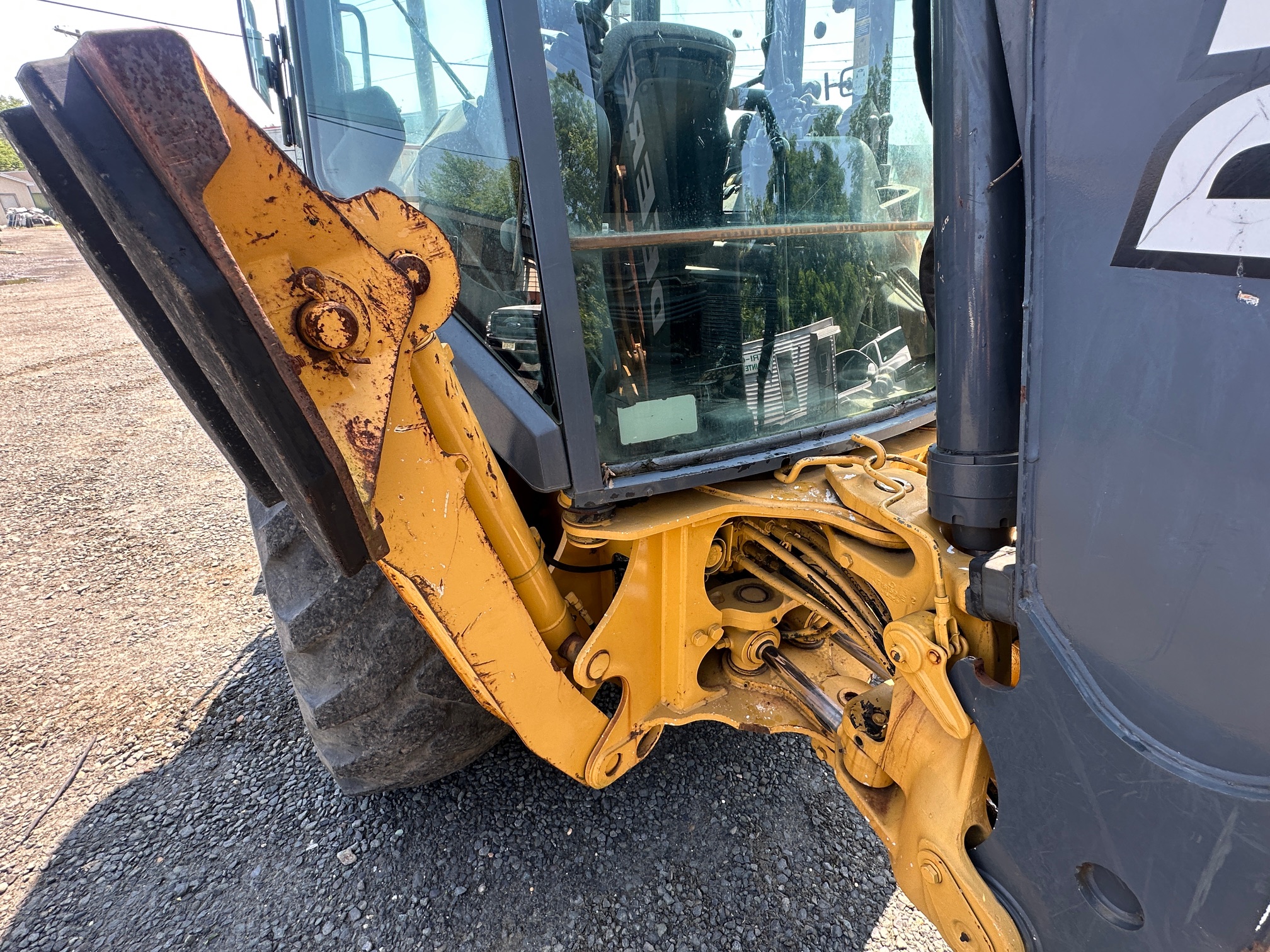 2011 DEERE 310J - view 14 of 48