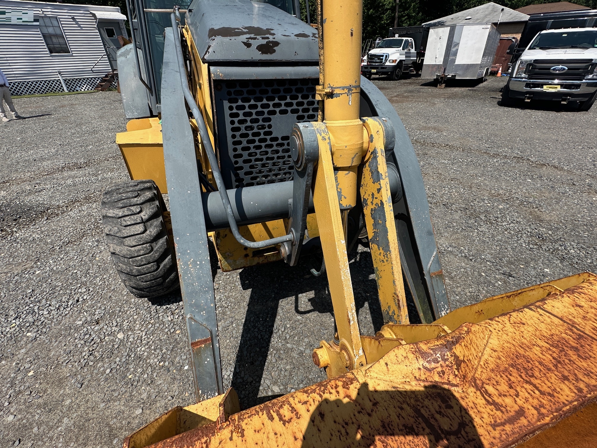 2011 DEERE 310J - Image 26