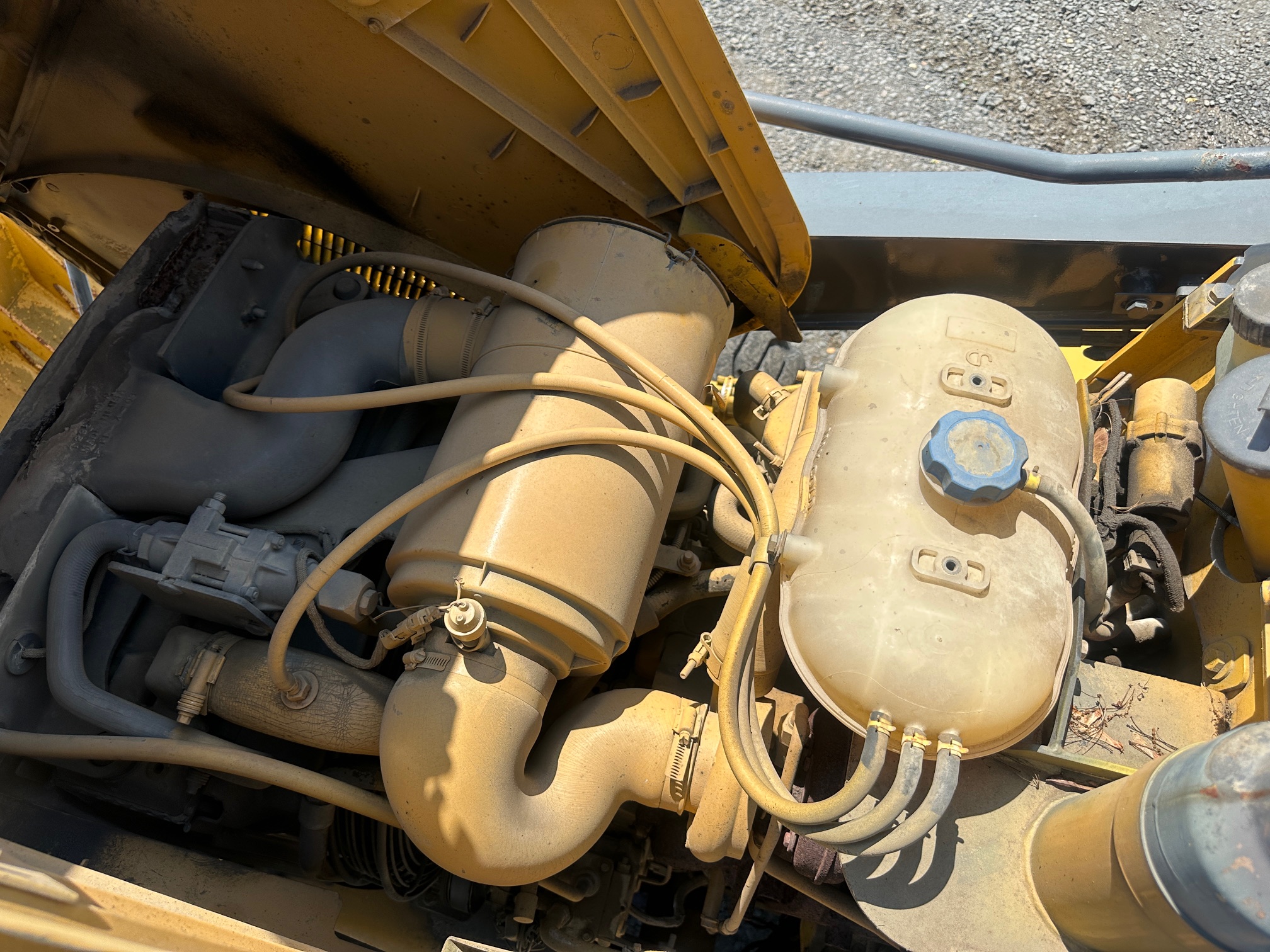 2011 DEERE 310J - Image 40