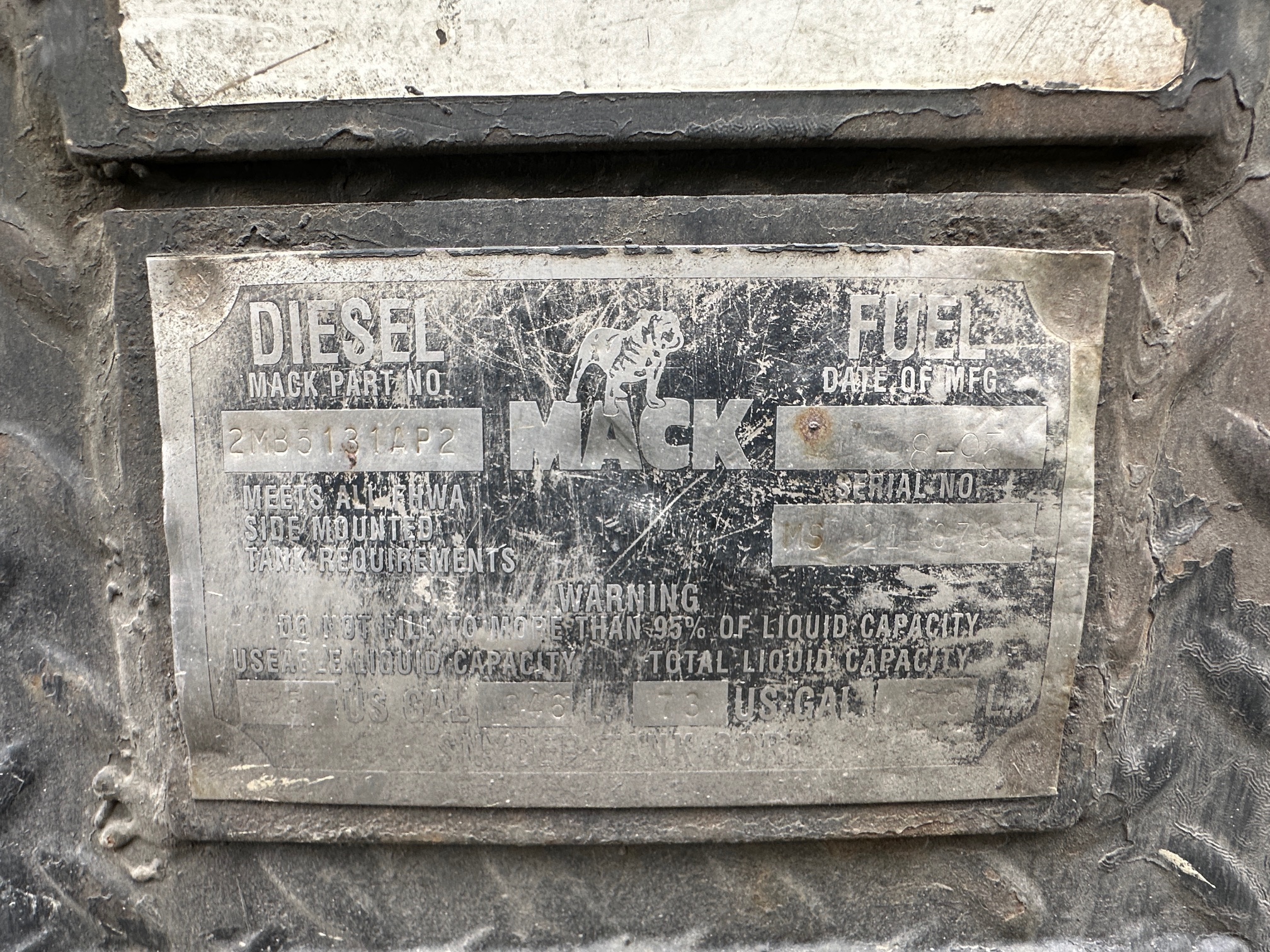 1996 MACK DM690S - Image 18